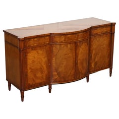 VINTAGE FINE FURNITURE BURR WALNUT SOLID SIDEBOARD MADE BY DAViD SALMON