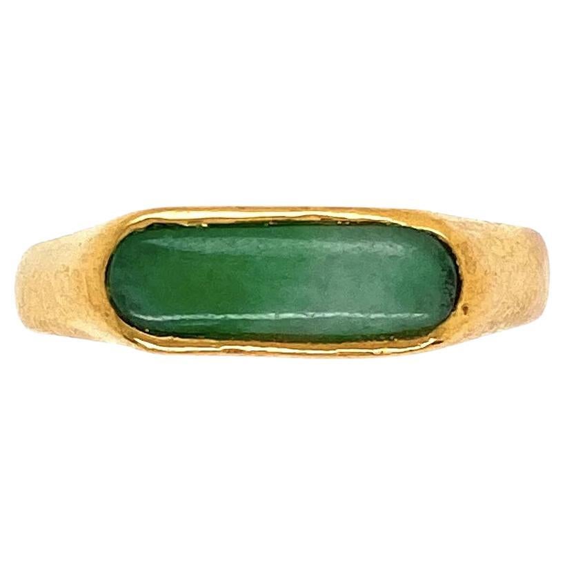 Vintage Fine Green Jade 24 Karat Gold Band Ring en vente