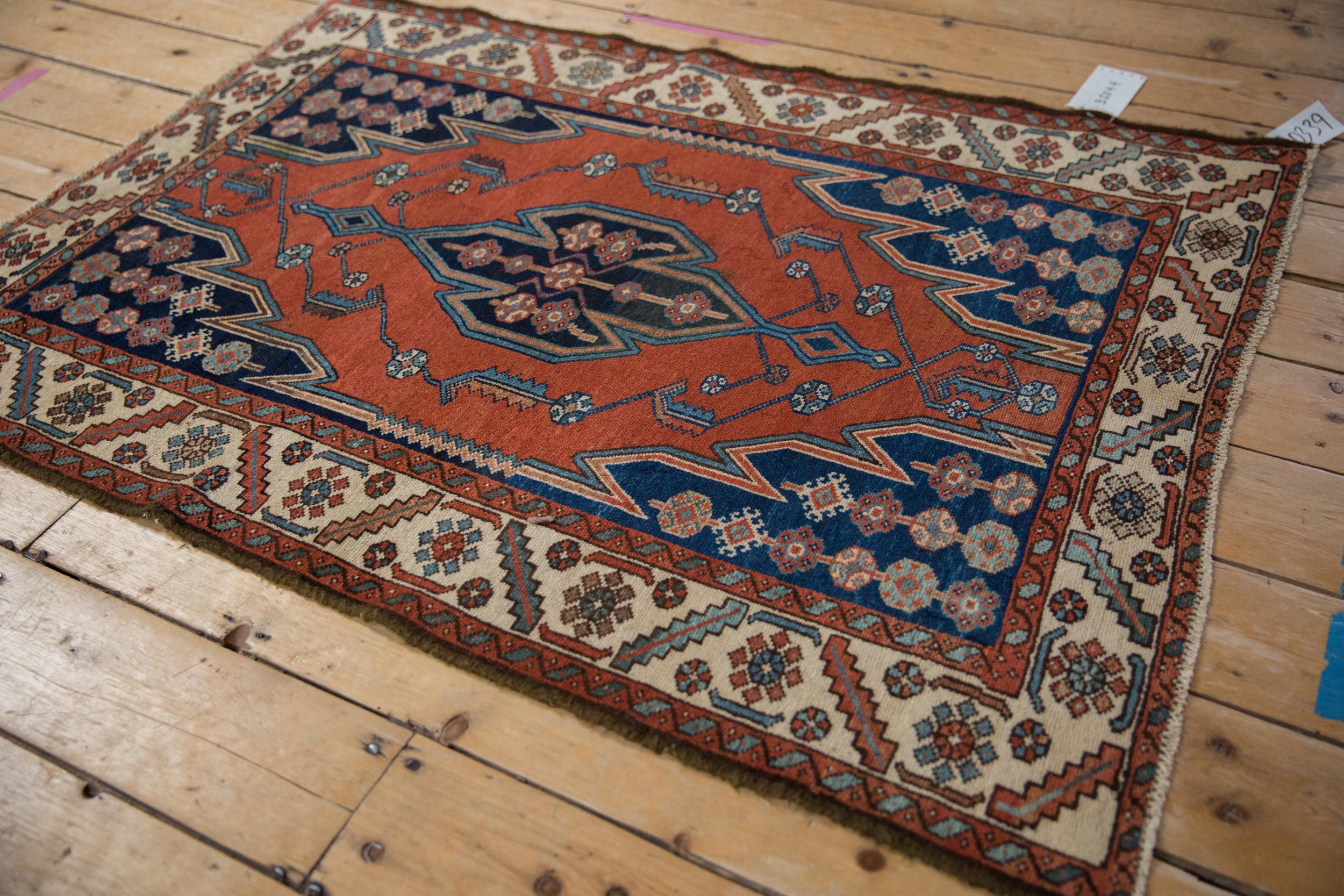 Vintage Fine Hamadan Square Rug In Good Condition For Sale In Katonah, NY