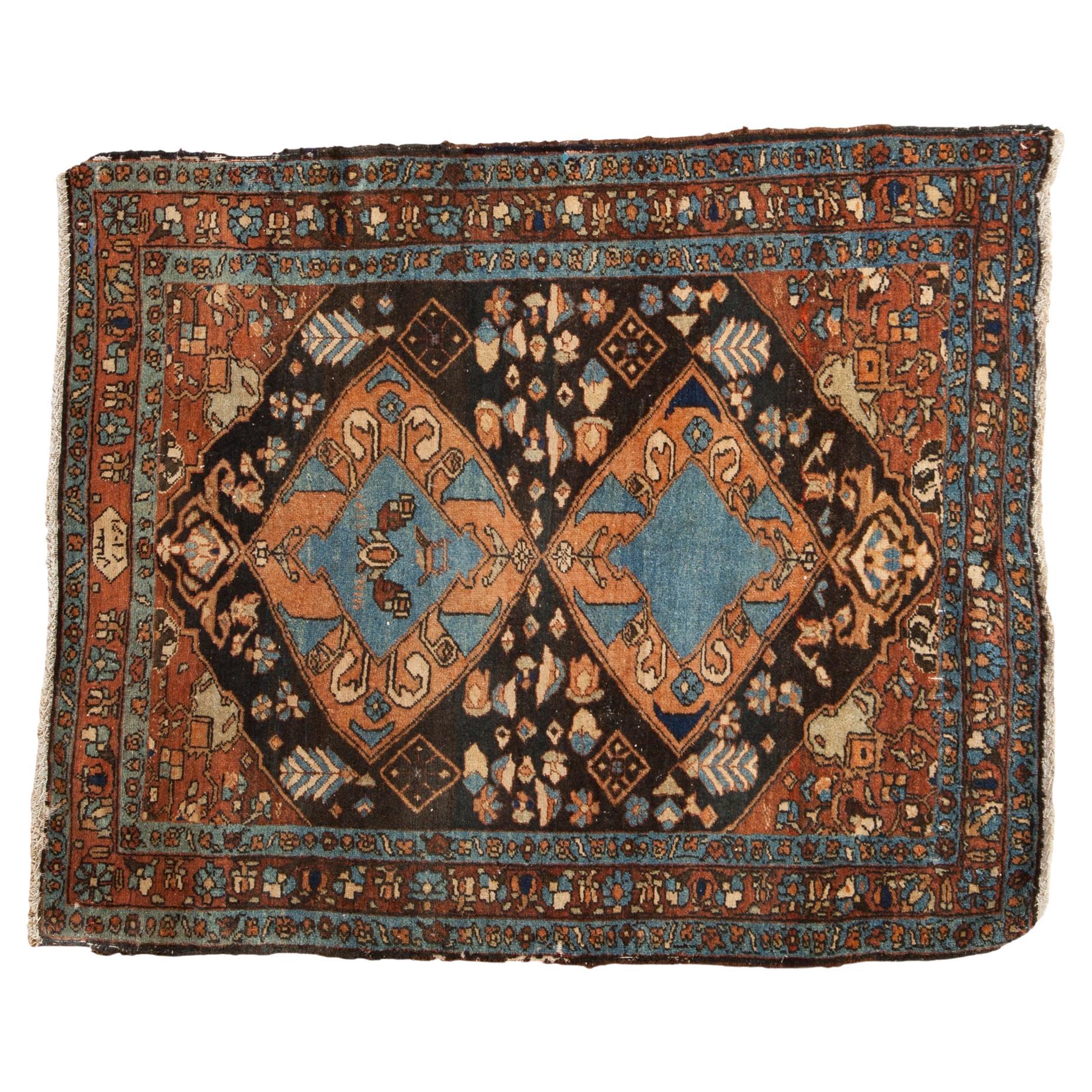 Vintage Fine Heriz Square Rug en venta