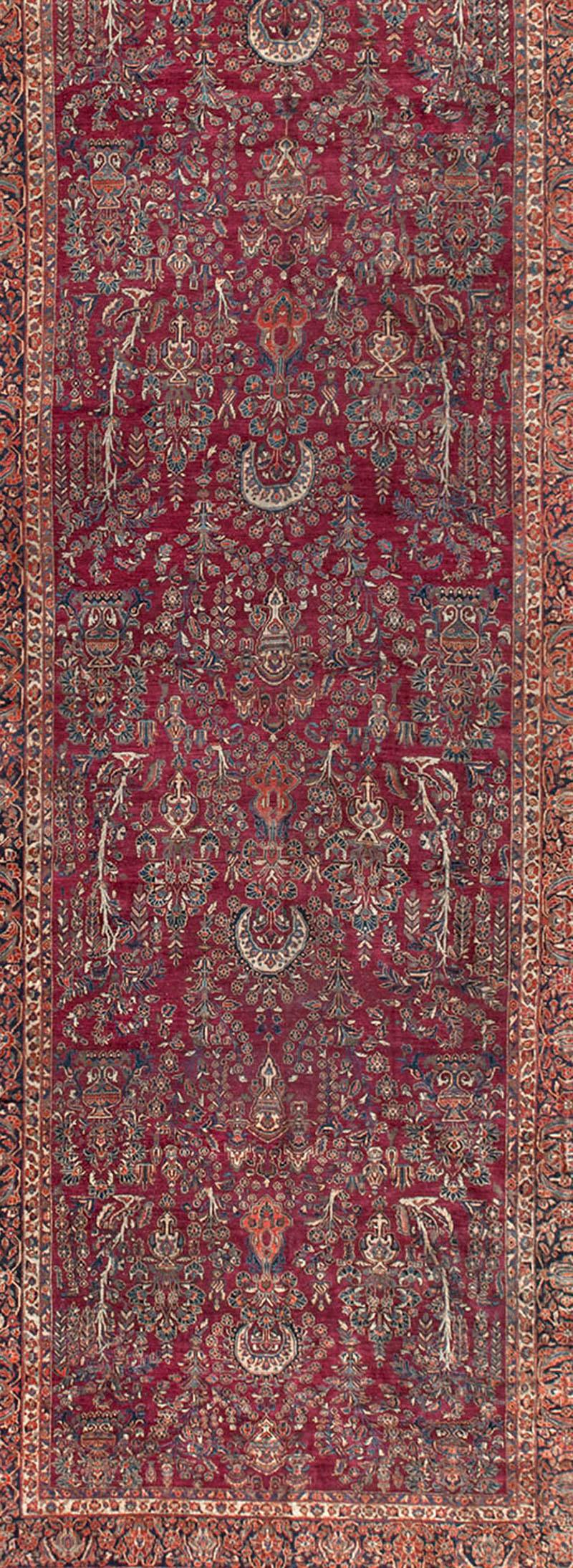 Vintage Fine Persian Sarouk circa 1920 Gallery Rug 9' x 23'5 In Good Condition For Sale In Secaucus, NJ