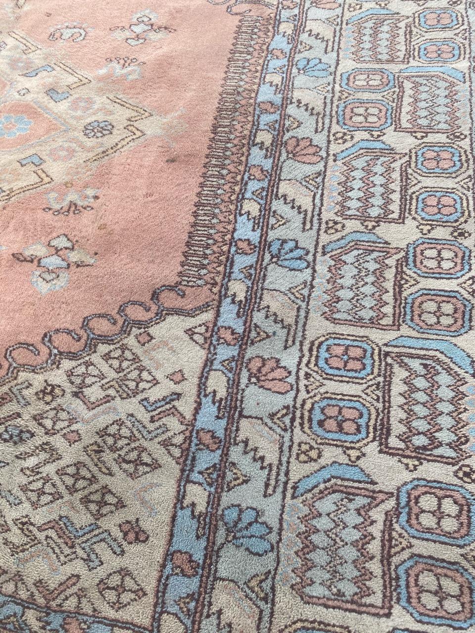 Vintage fine Turkish rug For Sale 5