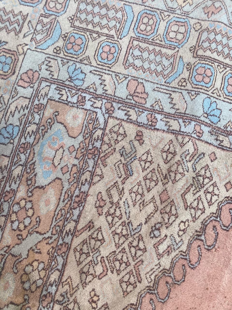 Vintage fine Turkish rug For Sale 6