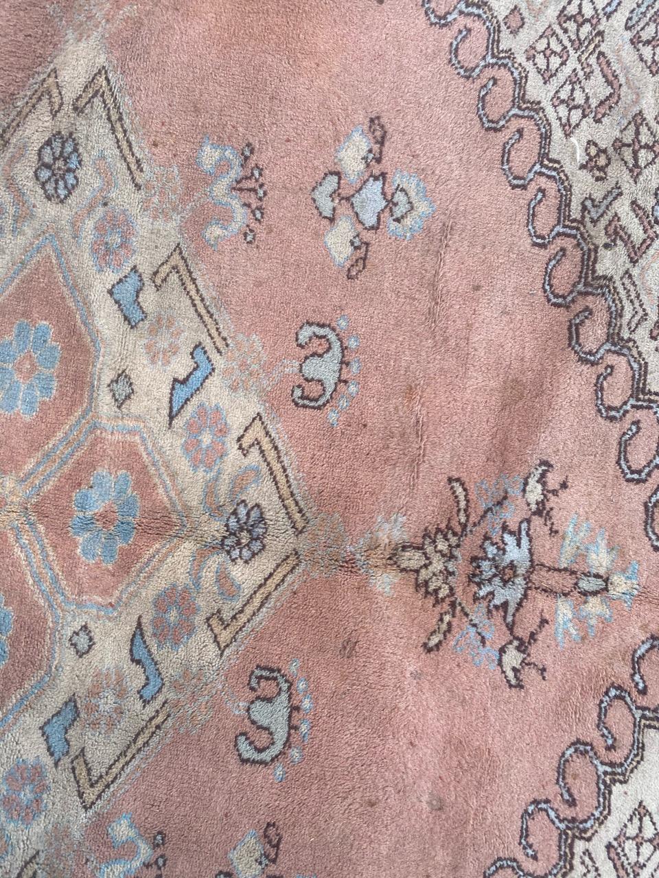 Vintage fine Turkish rug For Sale 8
