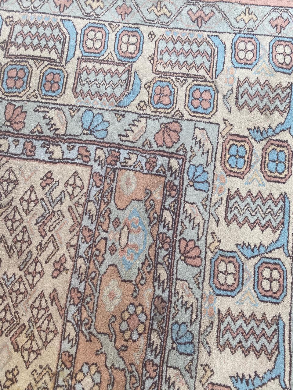 Vintage fine Turkish rug For Sale 11