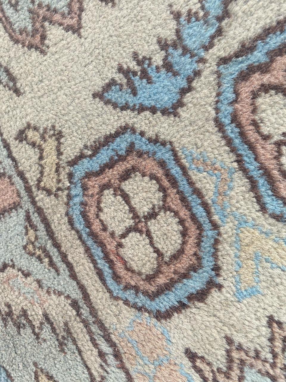 Vintage fine Turkish rug For Sale 13