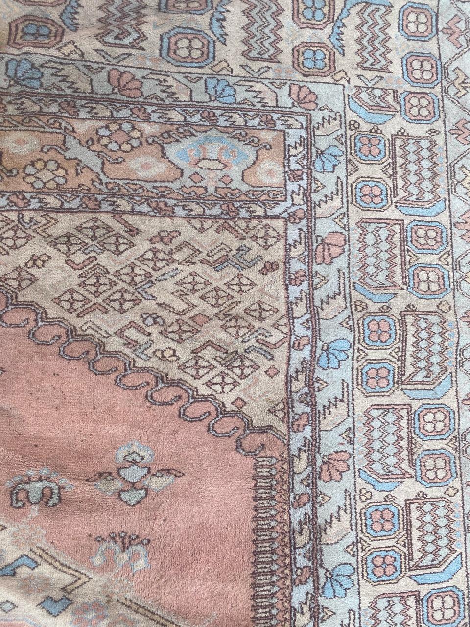 Vintage fine Turkish rug For Sale 1