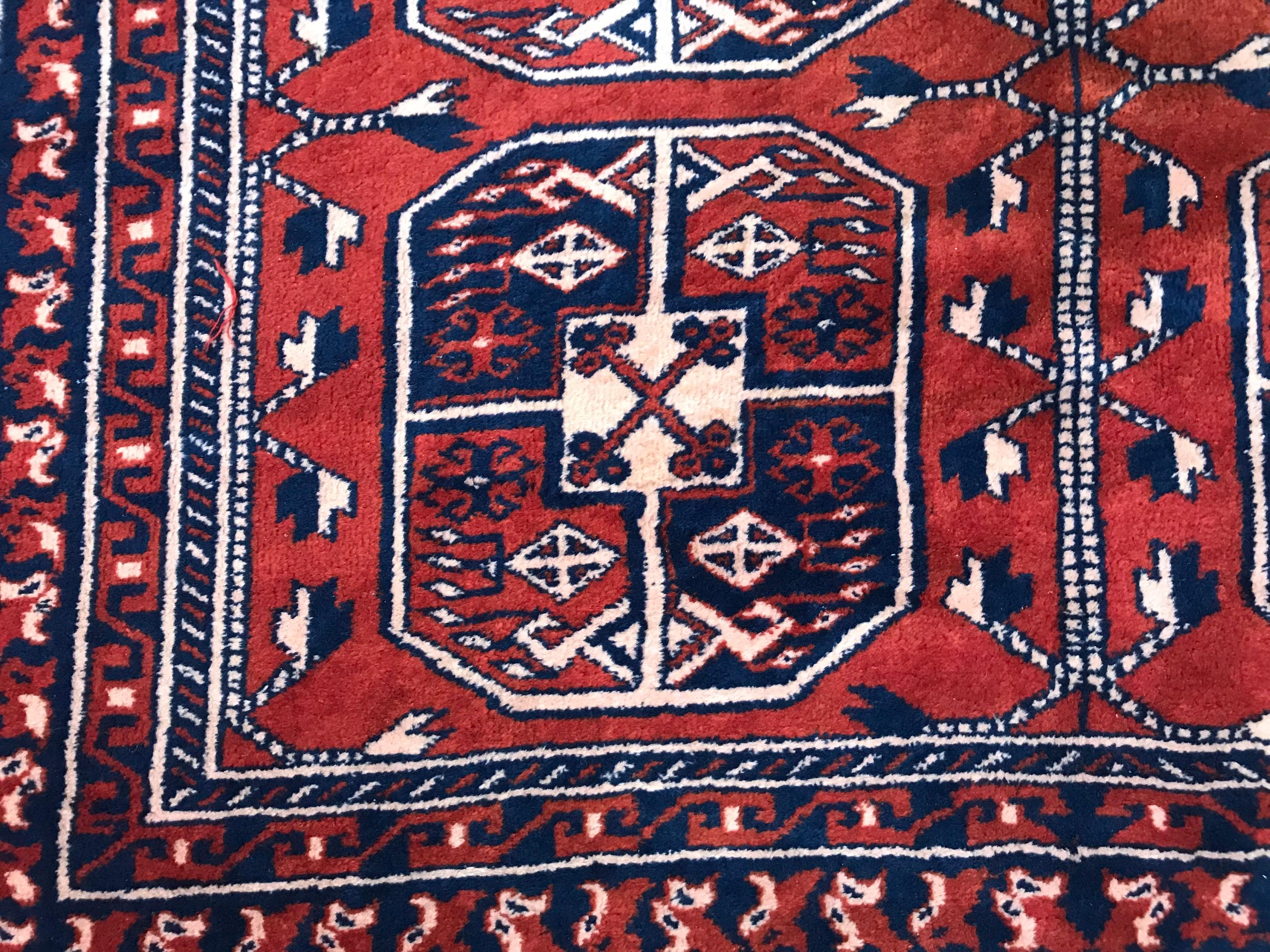 Vintage Fine Turkmen Afghan Boukhara Design Rug In Good Condition For Sale In Saint Ouen, FR