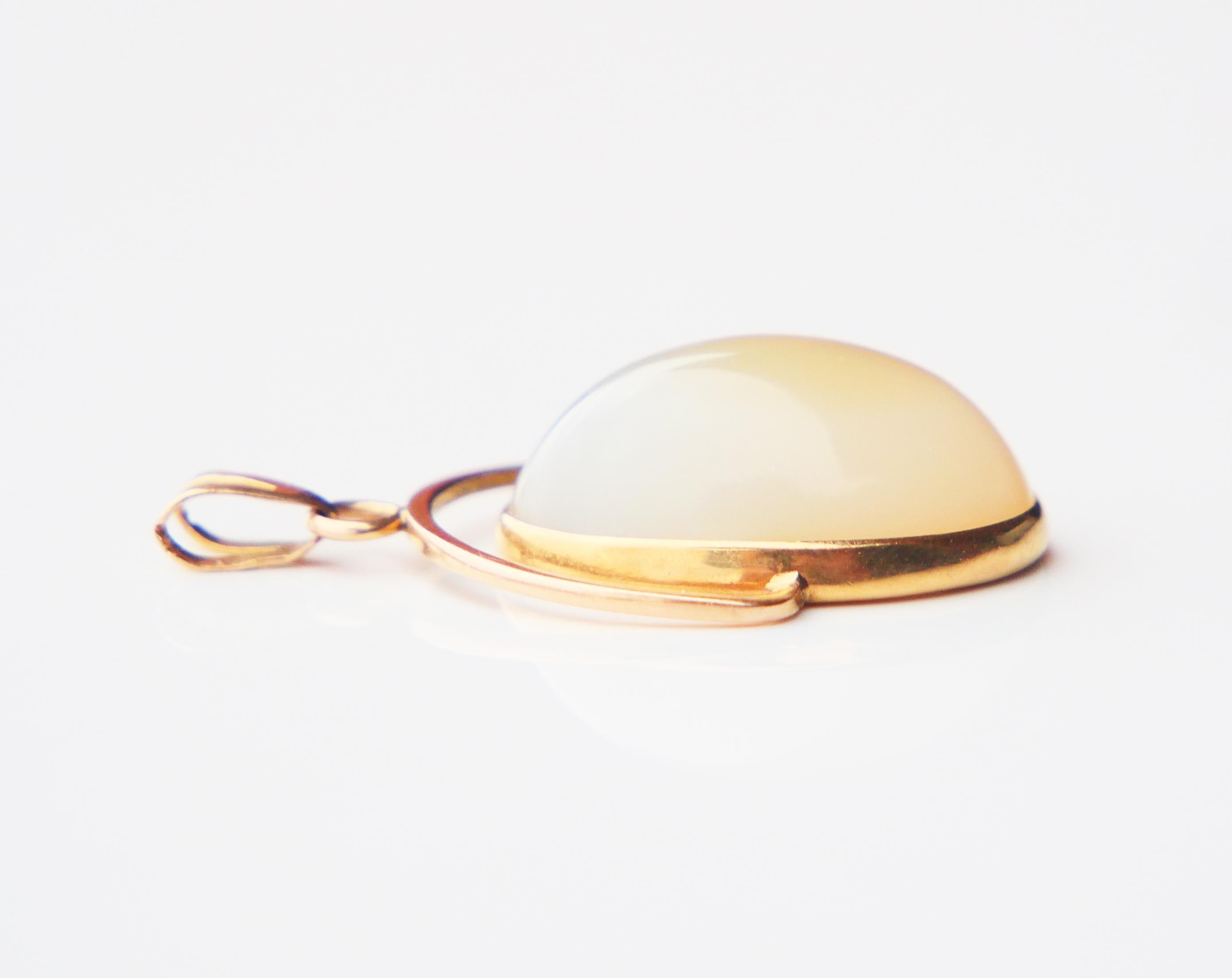 Vintage Finish Pendant Moonstone solid 14K Gold / 3.3gr. For Sale 2