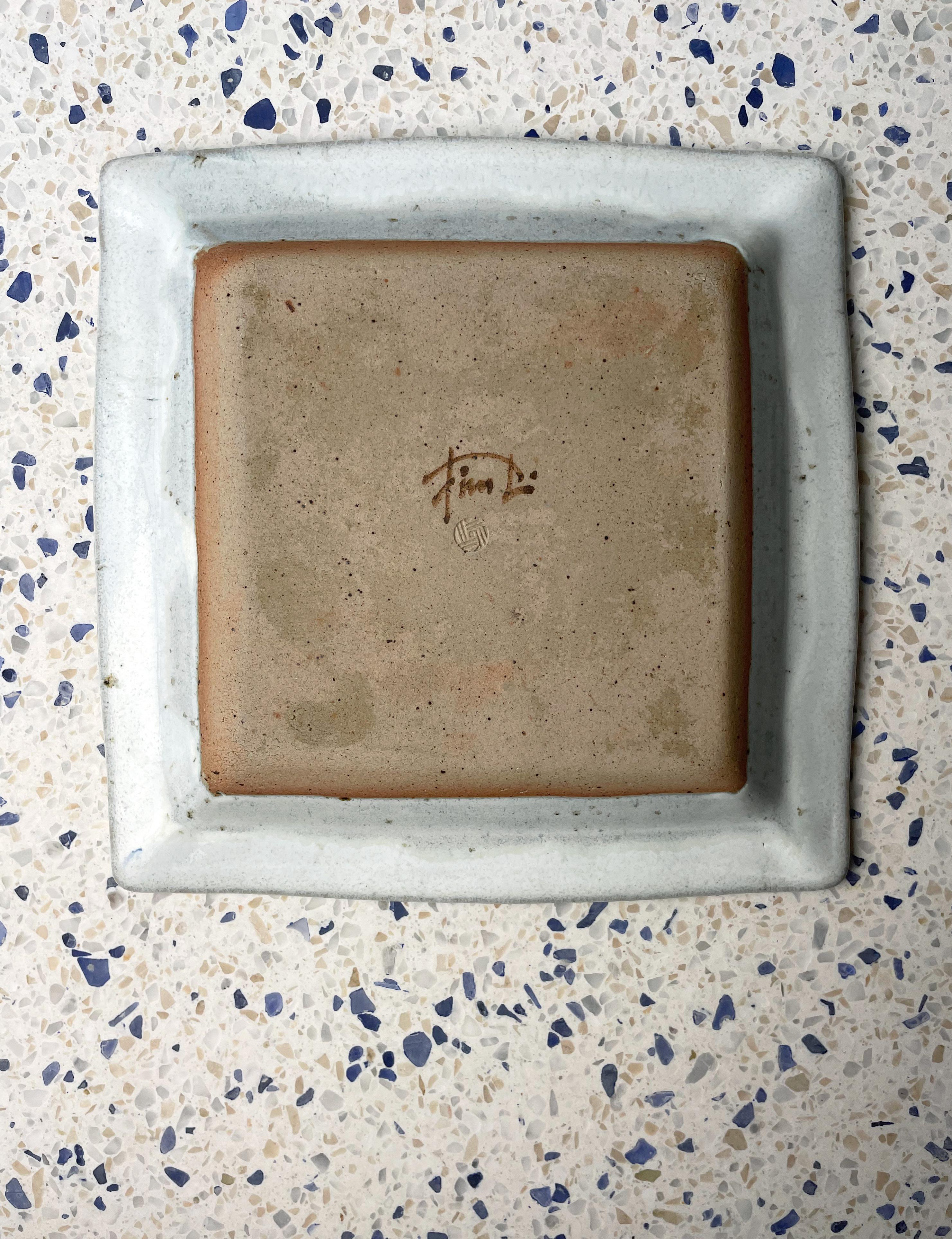 Vintage Lynggaard Light Gray Ceramic Square Bowl Plate, 1960s In Good Condition For Sale In Copenhagen, DK