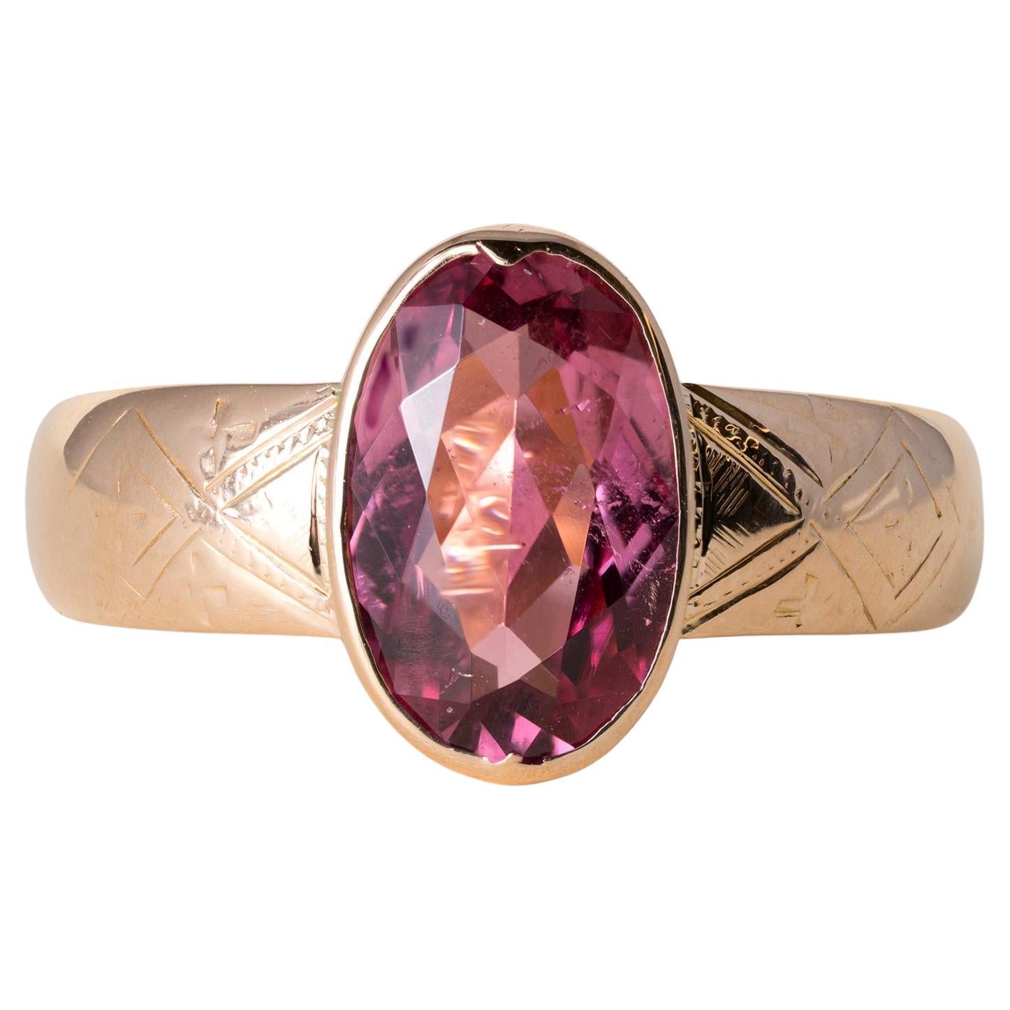 Vintage Finnisch 1,80 Karat Rosa Oval Edelstein Turmalin Lünette Rose Gold Ring im Angebot