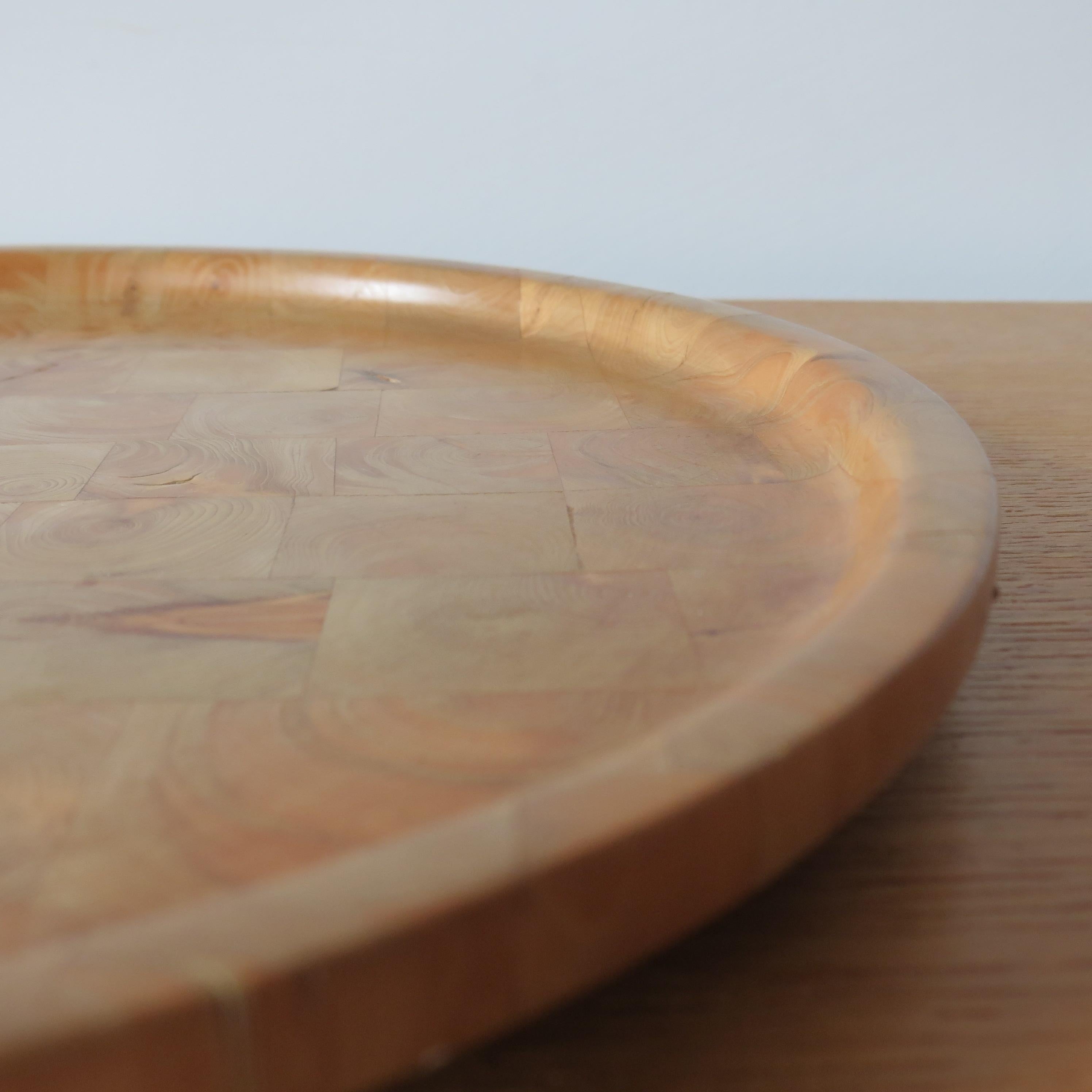 20th Century Vintage Finnish Hand Produced Juniper Wooden Block Tray Plate, Finland For Sale