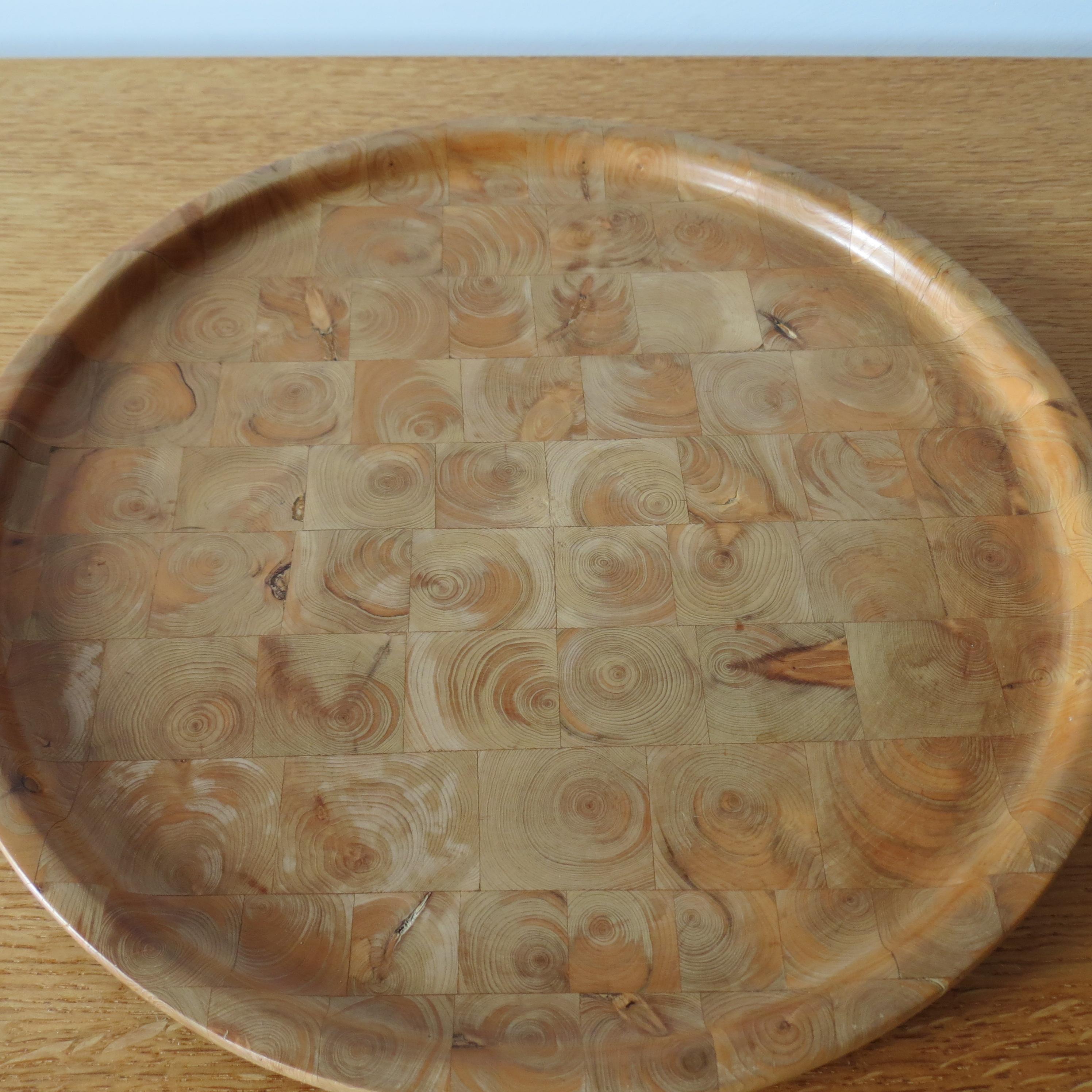 Vintage Finnish Hand Produced Juniper Wooden Block Tray Plate, Finland For Sale 2