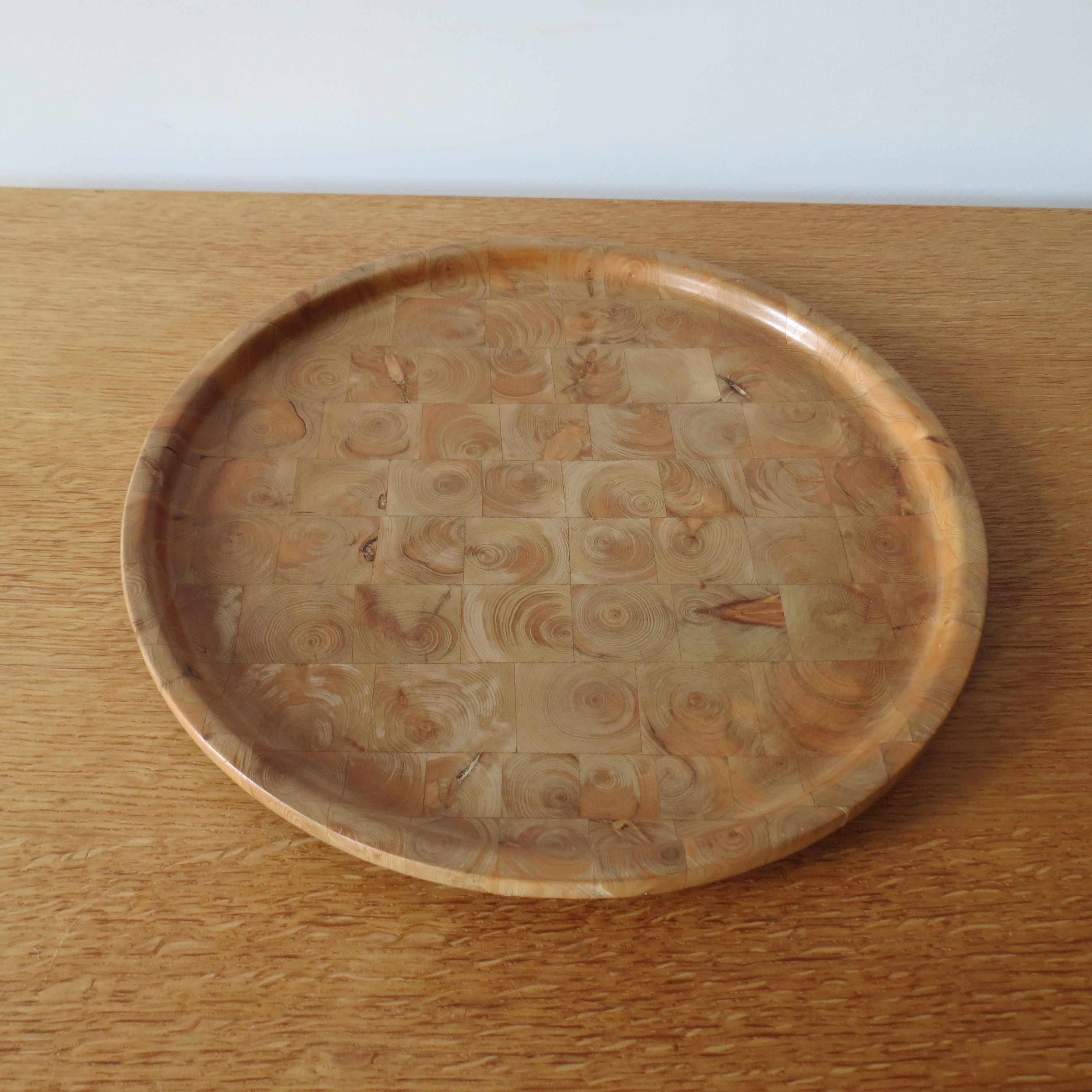 Vintage Finnish Hand Produced Juniper Wooden Block Tray Plate, Finland For Sale 3