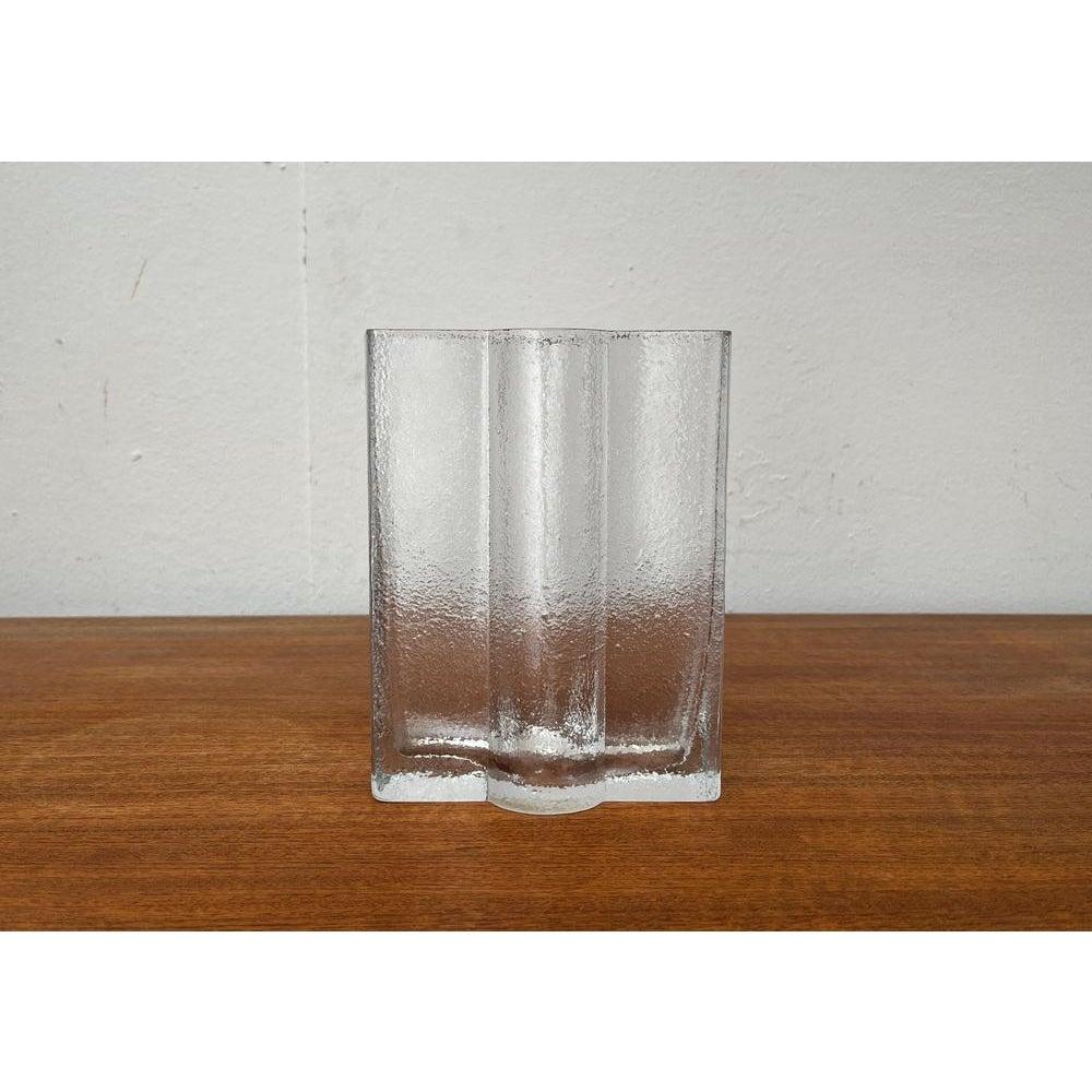 Vaso in vetro finlandese Model Railo di Nanny Still per Riihimäen Lasi, anni Settanta in vendita 5