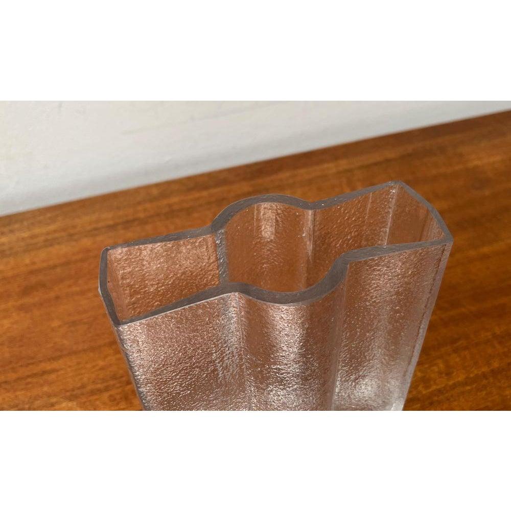 Vaso in vetro finlandese Model Railo di Nanny Still per Riihimäen Lasi, anni Settanta in vendita 6
