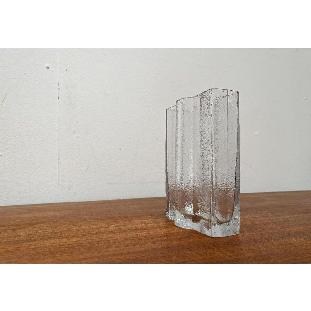 Vaso in vetro finlandese Model Railo di Nanny Still per Riihimäen Lasi, anni Settanta in vendita 1