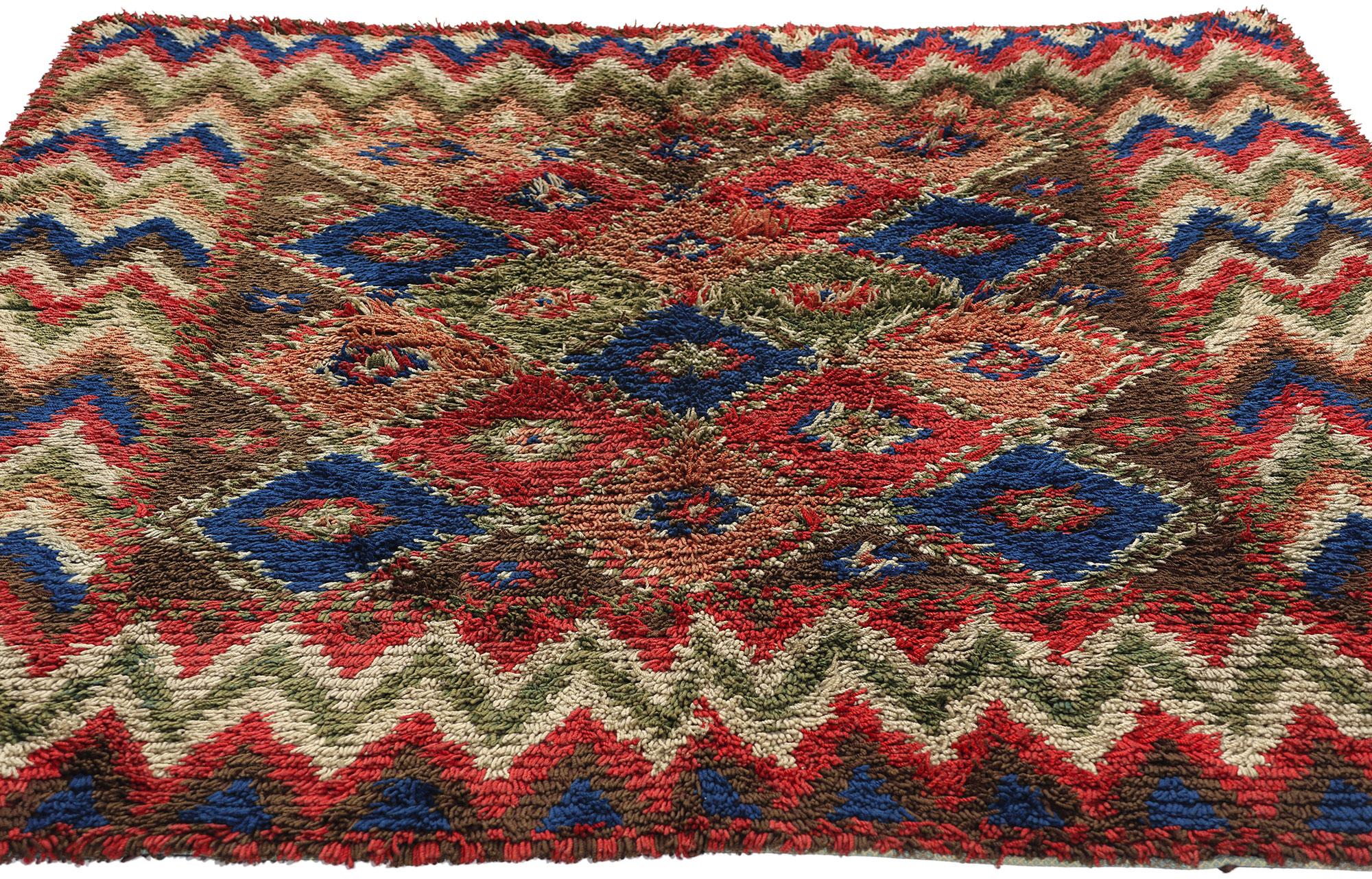 Vintage Finnish Rya Ryijy Rug In Good Condition For Sale In Dallas, TX