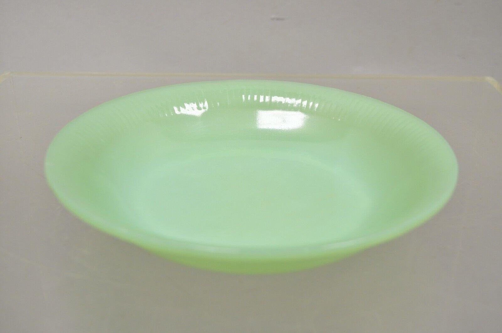 Vintage Fire King Jadeite Green Oven Ware Jane Ray Shallow Soup Bowl 7 Pc In Good Condition In Philadelphia, PA