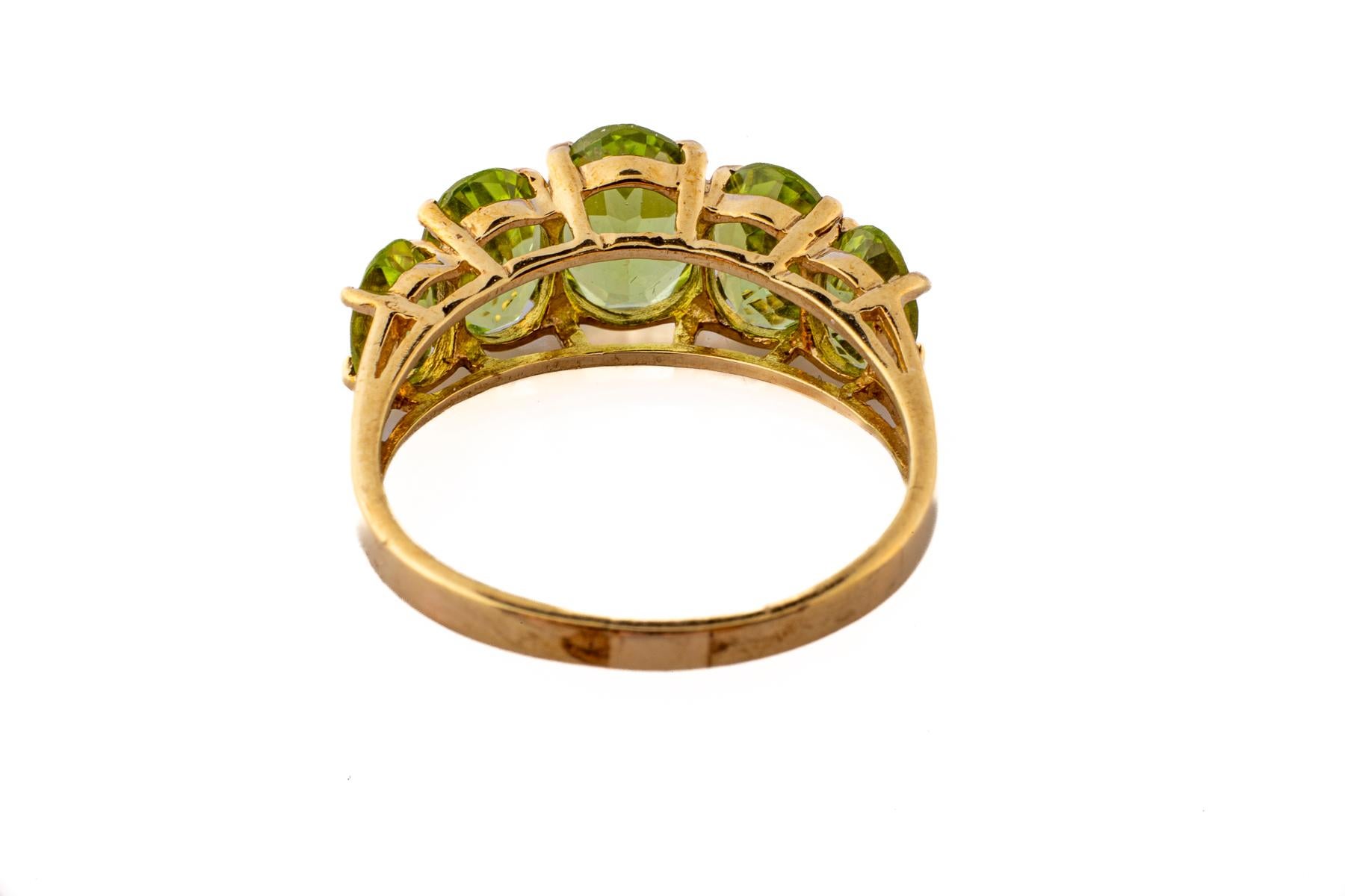 Vintage Five Stone Peridot Ring c. 1970 For Sale 1