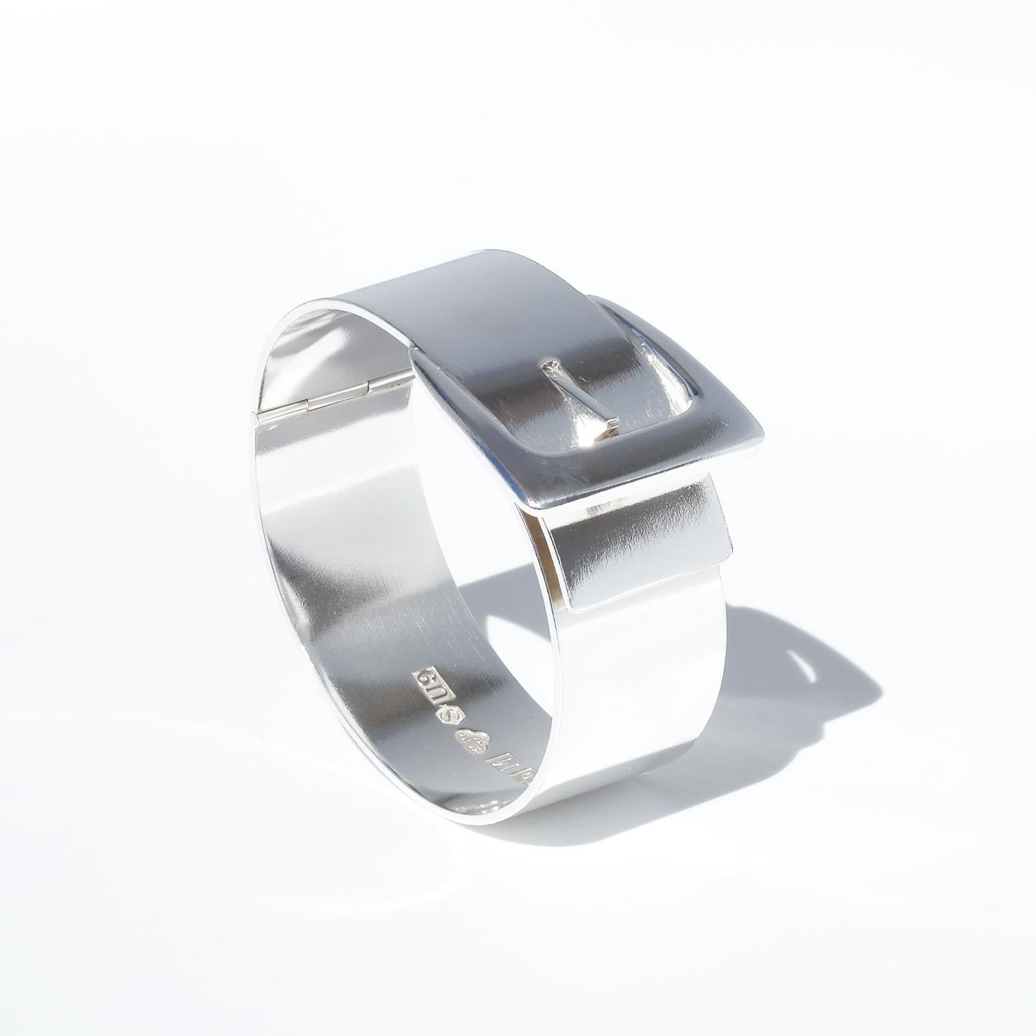 Bracciale d'argento fisso d'epoca di Dahlgren & Co, realizzato nel 1970 In condizioni buone in vendita a Stockholm, SE