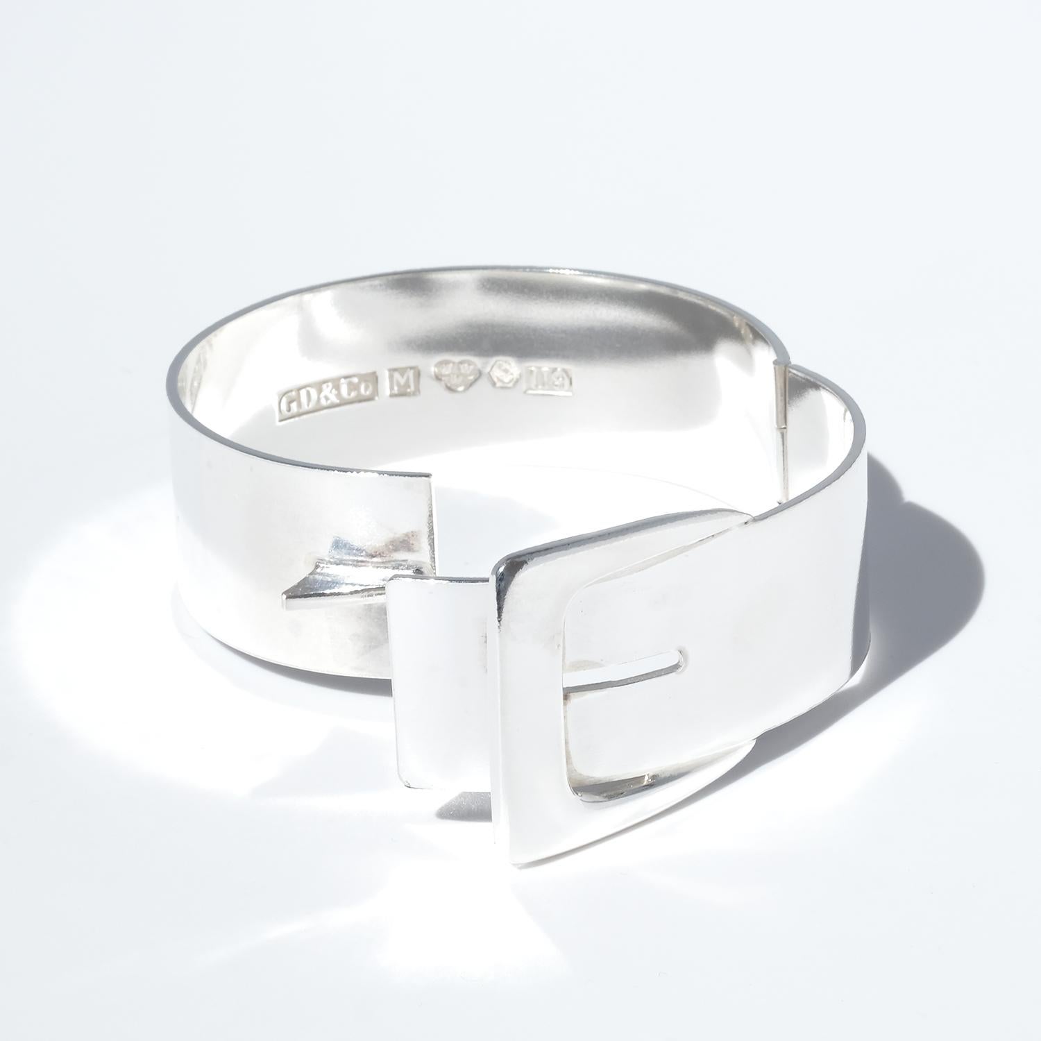 Bracciale d'argento fisso d'epoca di Dahlgren & Co, realizzato nel 1970 in vendita 2