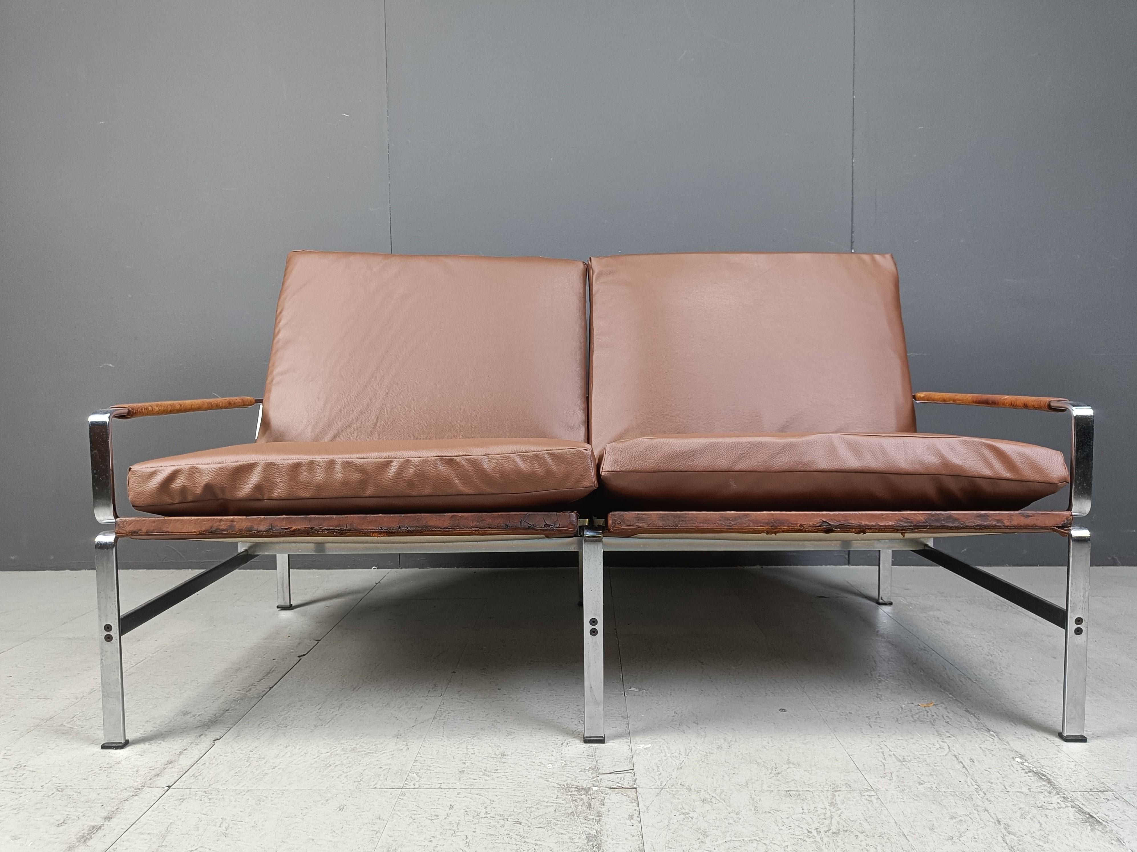 Sofa FK 6720 de Fabricius & Kastholm pour Kill International, années 1960 Bon état - En vente à Leuven, Vlaams Gewest
