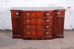 Vintage Flame Mahagoni Bow Front Sideboard Buffet