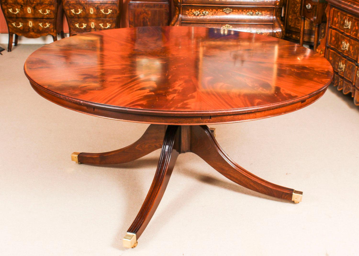 Vintage Flame Mahogany Jupe Dining Table and 10 Chairs, Mid-20th Century 8