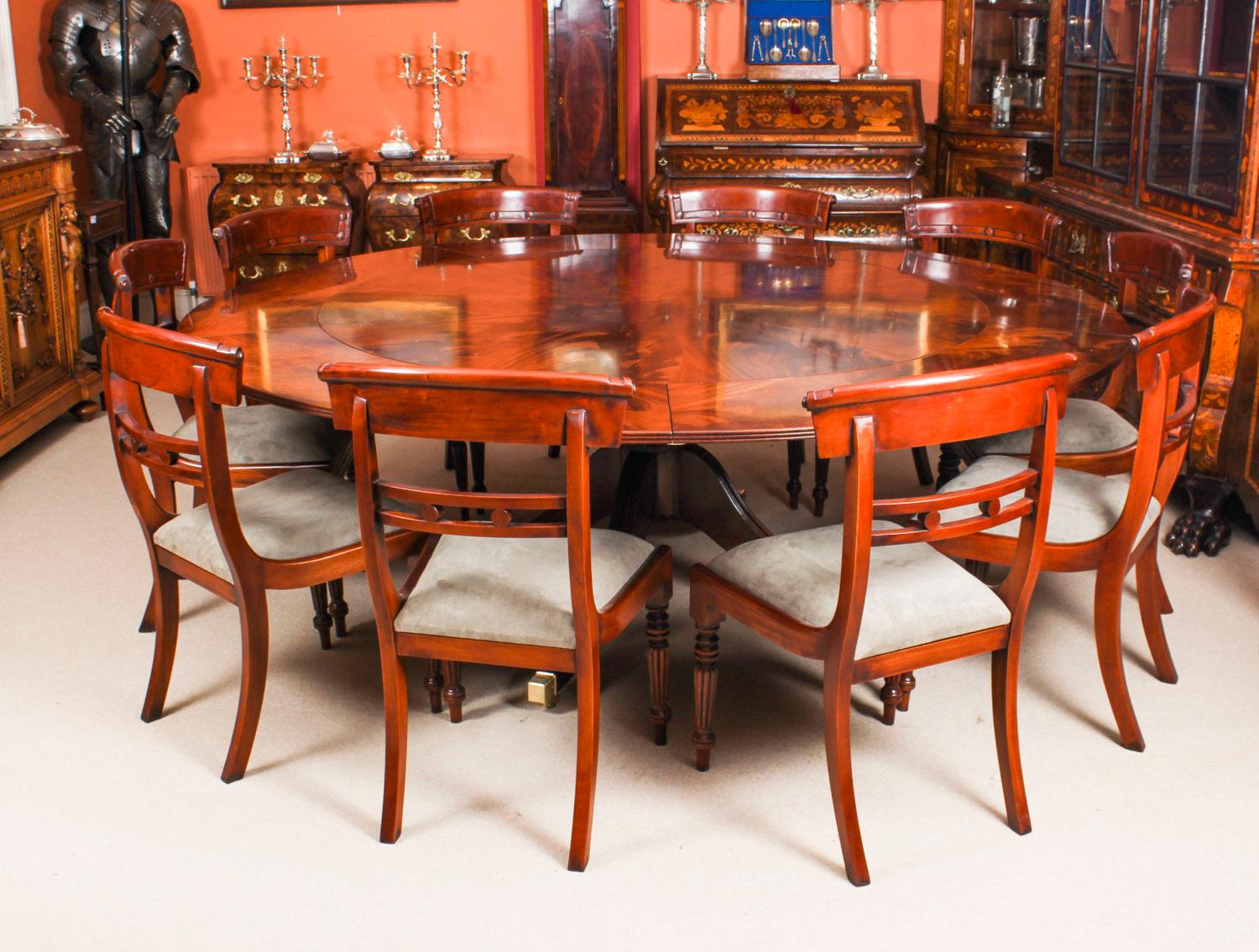 Regency Revival Vintage Flame Mahogany Jupe Dining Table, Mid-20th Century