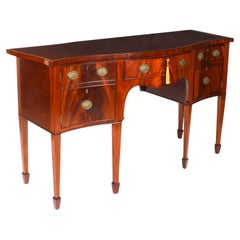 Aparador Sheraton vintage de caoba flameada de William Tillman Siglo XX