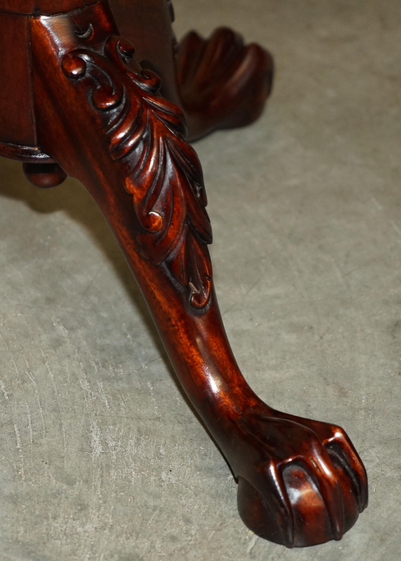 VINTAGE FLAMED HARDWOOD THOMAS CHiPPENDALE CLAW & BALL TRIPOD TABLE ROTATING TOP im Angebot 4