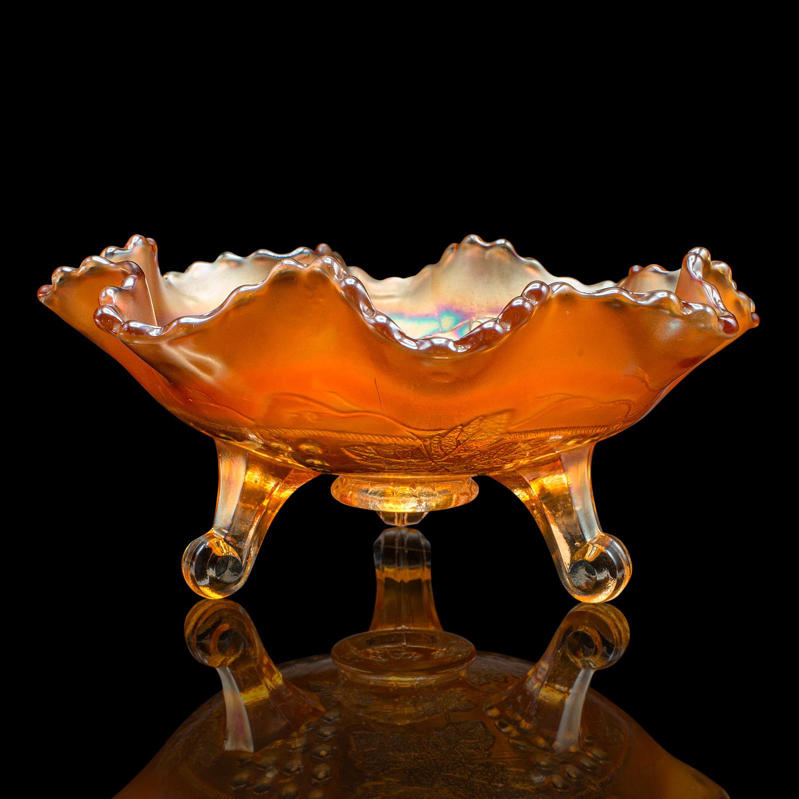 Mid-Century moderno Piatto Potpourri svasato d'epoca, inglese, vetro lustro di Carnevale, ciotola Bonbon, 1950 in vendita