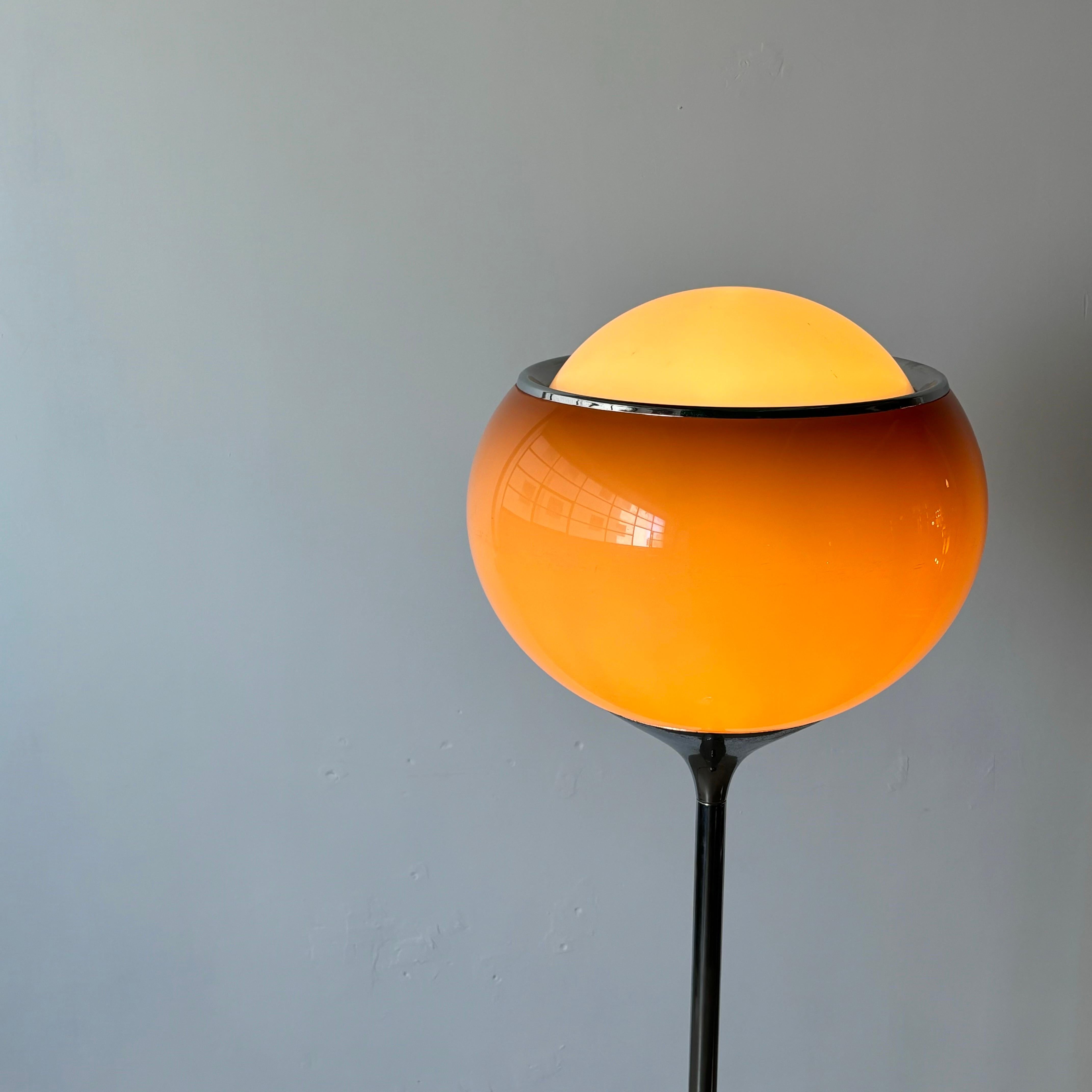 Vintage ‘Flash’ floor lamp by Studio 6G for Harvey Guzzini, 1968 Italy 1
