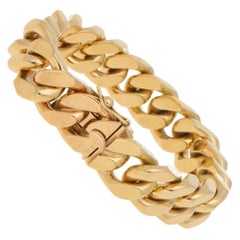 Vintage Flat Curb Link Chain Bracelet in 9k Yellow Gold