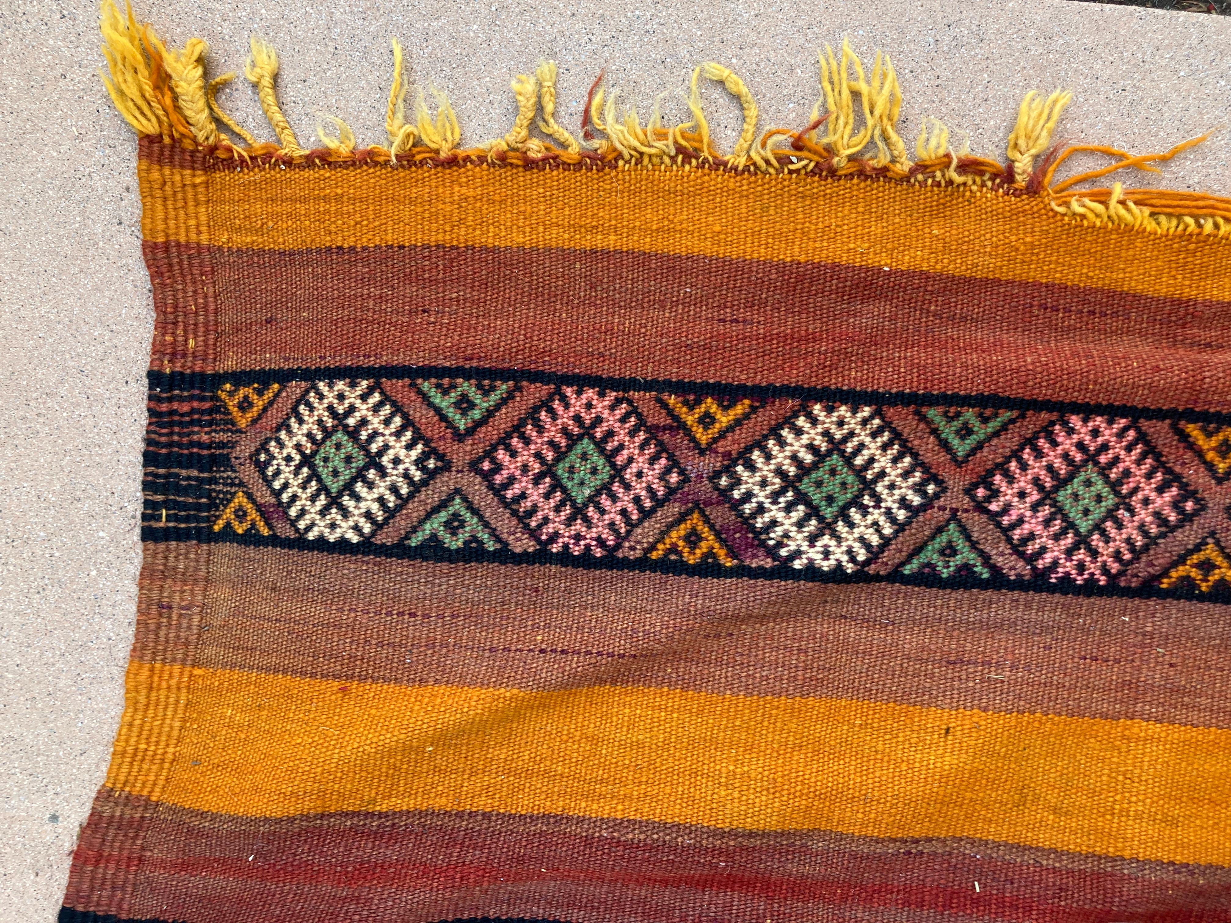1960s Vintage Flat-Weave Berber Moroccan Rug For Sale 13