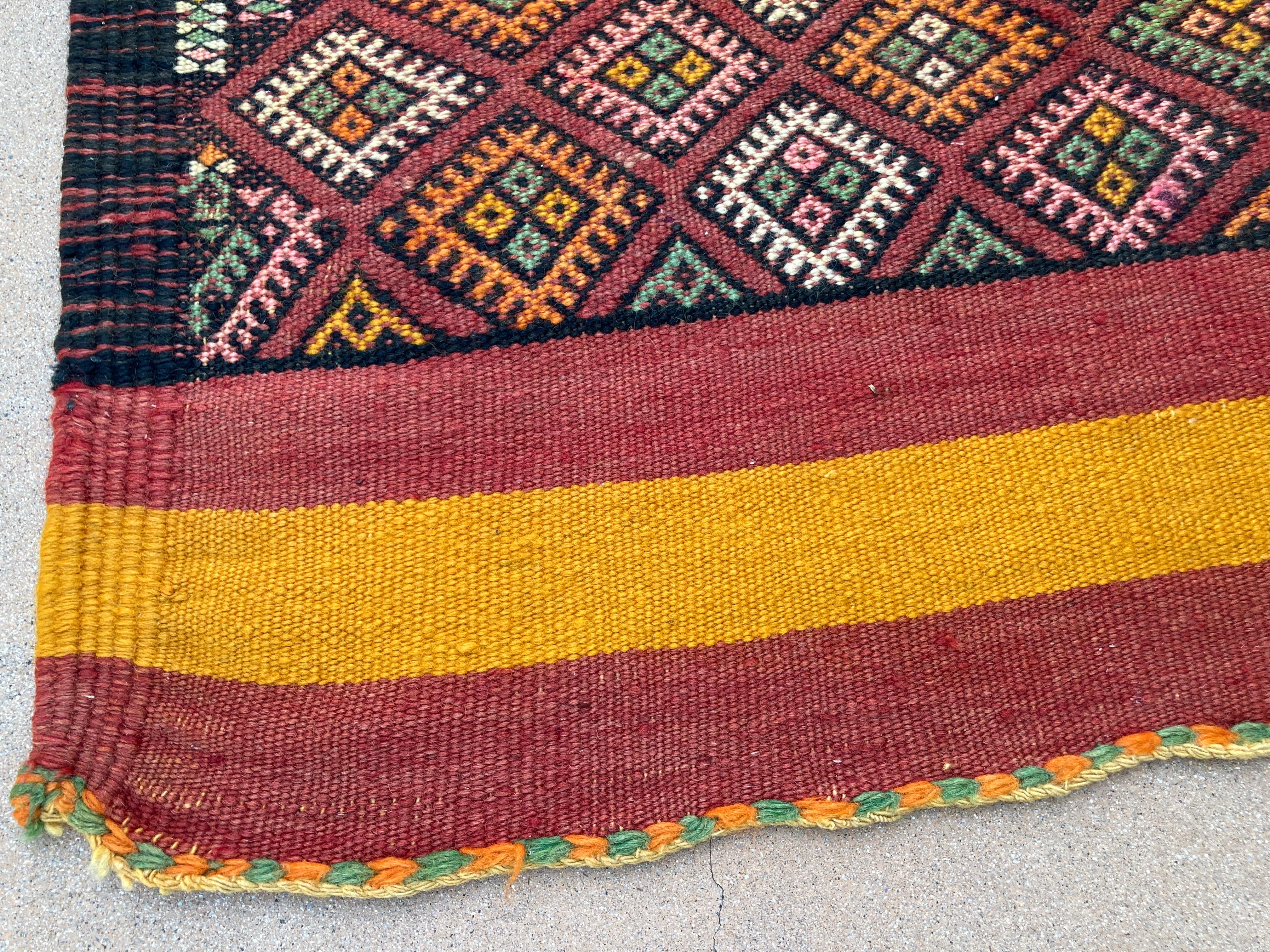 20th Century 1960s Vintage Flat-Weave Berber Moroccan Rug For Sale