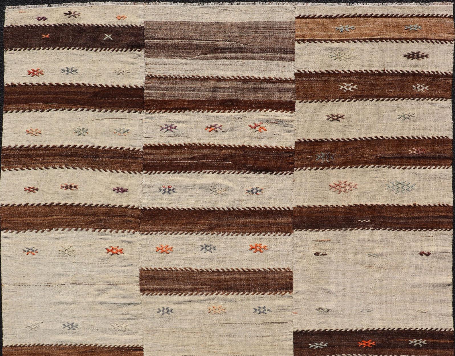 Keivan Woven Arts Vintage Flat-Woven Turkish Paneled Kilim Rug   6' x 7'10 For Sale 3