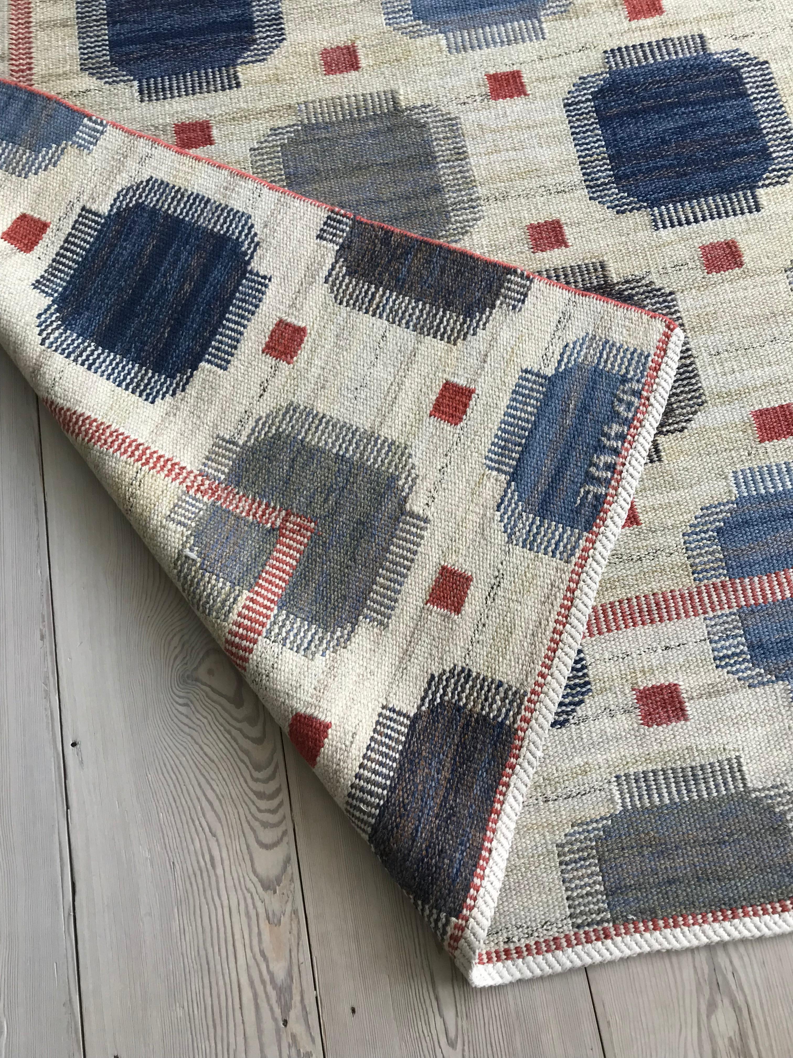 Vintage Flat-Weave Rug 