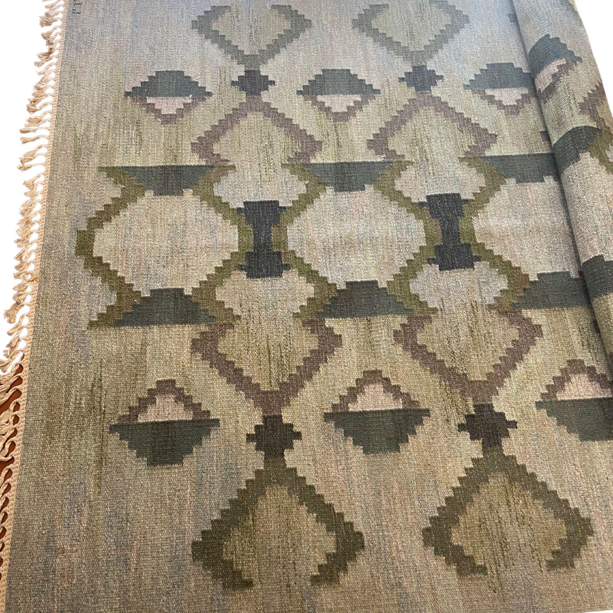 Flachgewebter Vintage-Teppich von Judith Johansson  (Schwedisch) im Angebot