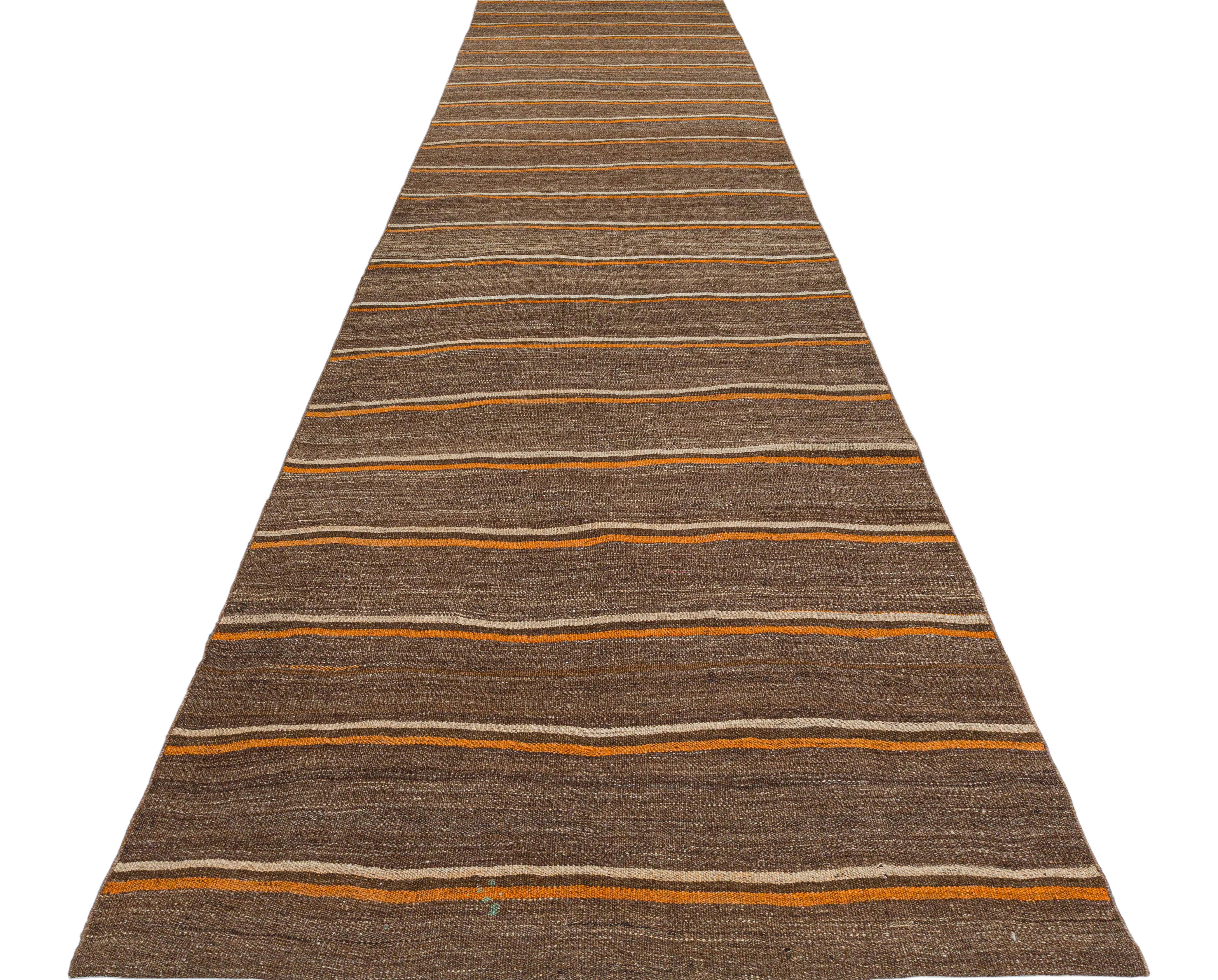 Late 20th Century Vintage Flatweave Runner – Timeless Minimalist Craftsmanship For Sale