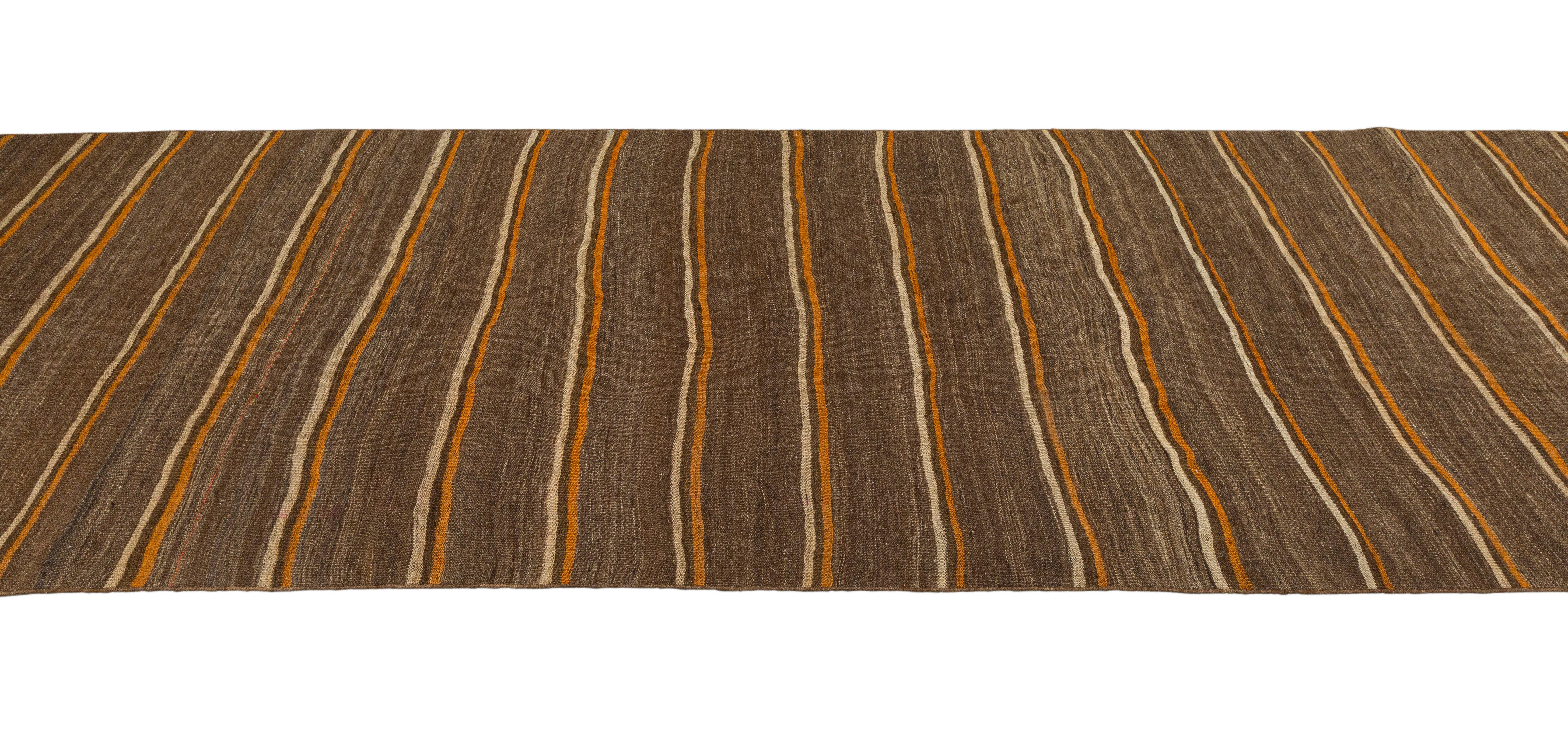 Wool Vintage Flatweave Runner – Timeless Minimalist Craftsmanship For Sale