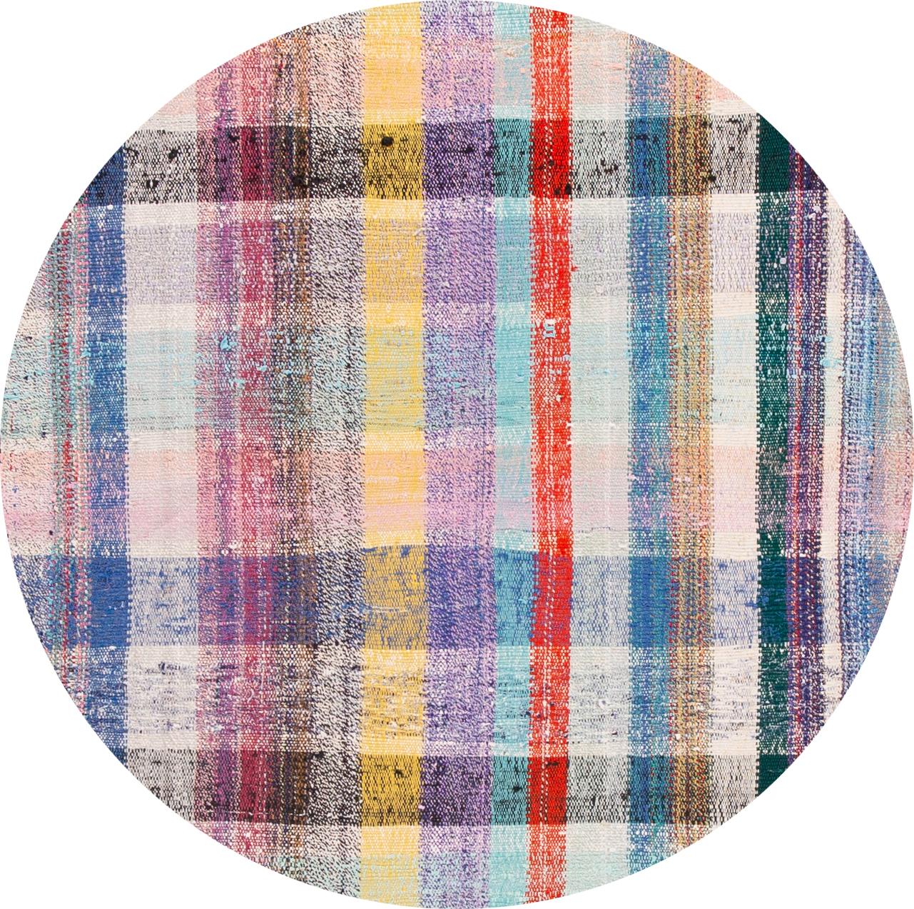 Beautiful vintage flat-weave runner with an all-over multi-color motif. This piece has Fine details, great colors, and a beautiful checks design. It would be the perfect addition to your home,
circa 1950s.

 This rug measures 3' 7