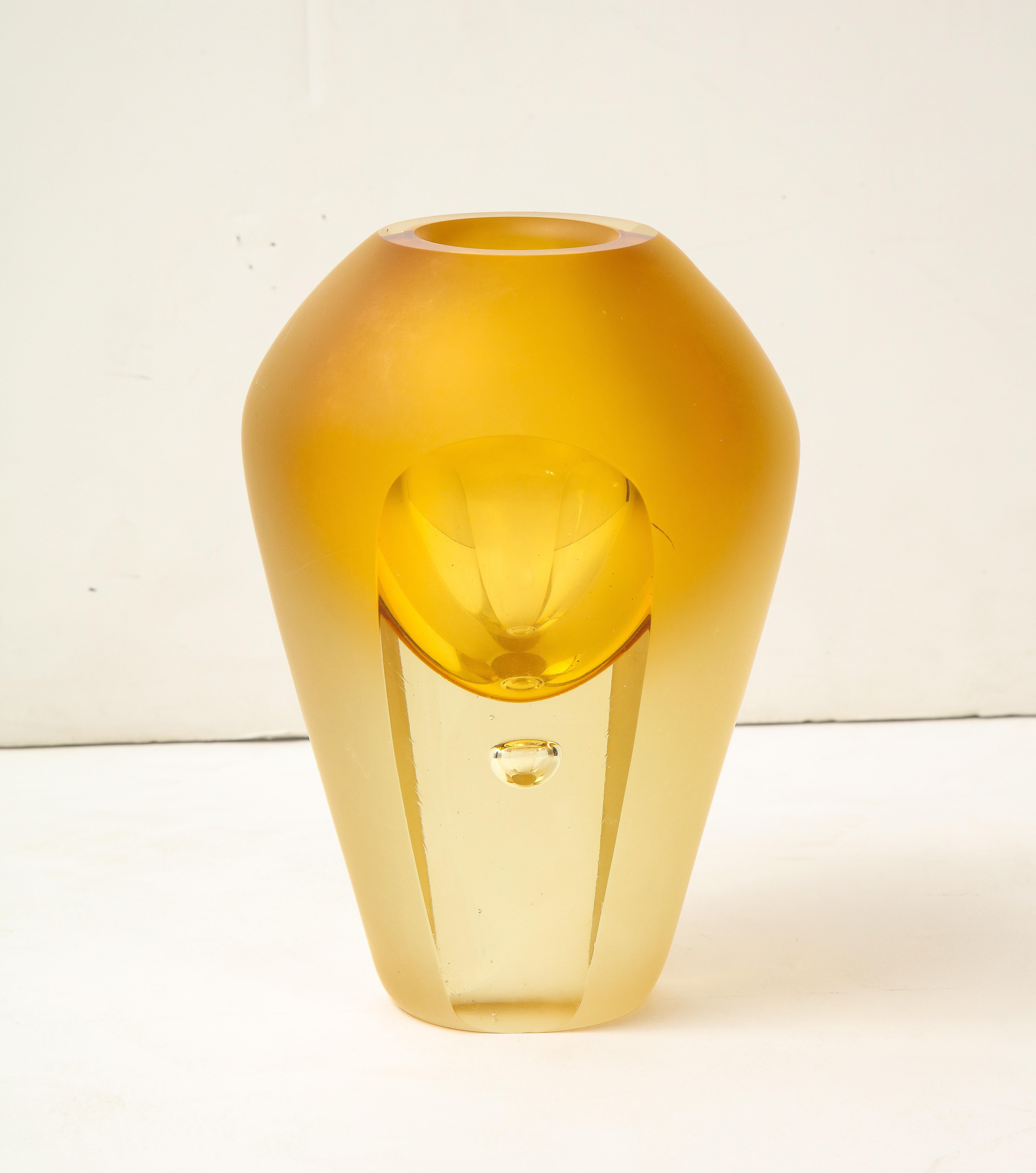 Vintage Flavio Poli Golden Yellow Faceted Crystal Vase In Good Condition In New York, NY