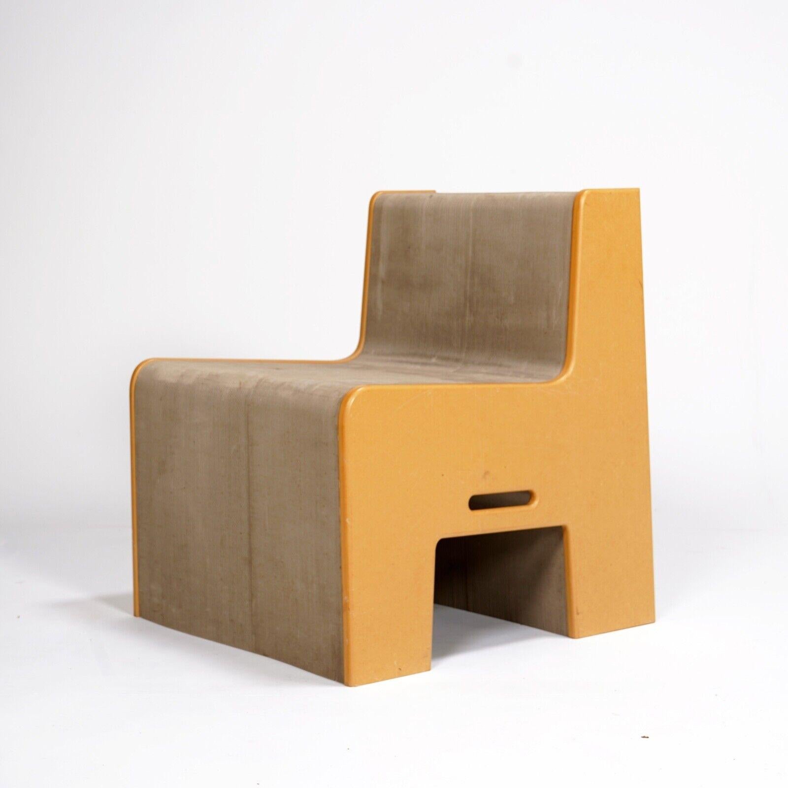 Modern Vintage Flexible Love Seat by Chishen Chiu For Technojez
