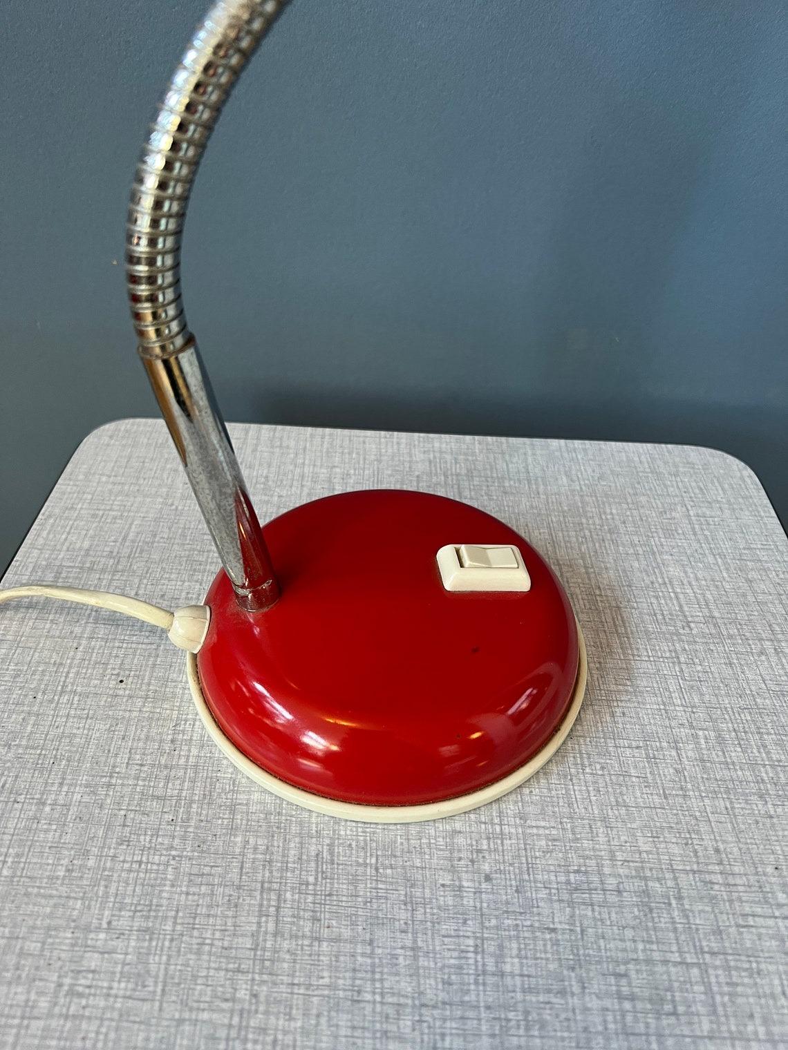 Vintage Flexible Red Spage Age Table Lamp, 1970s For Sale 4