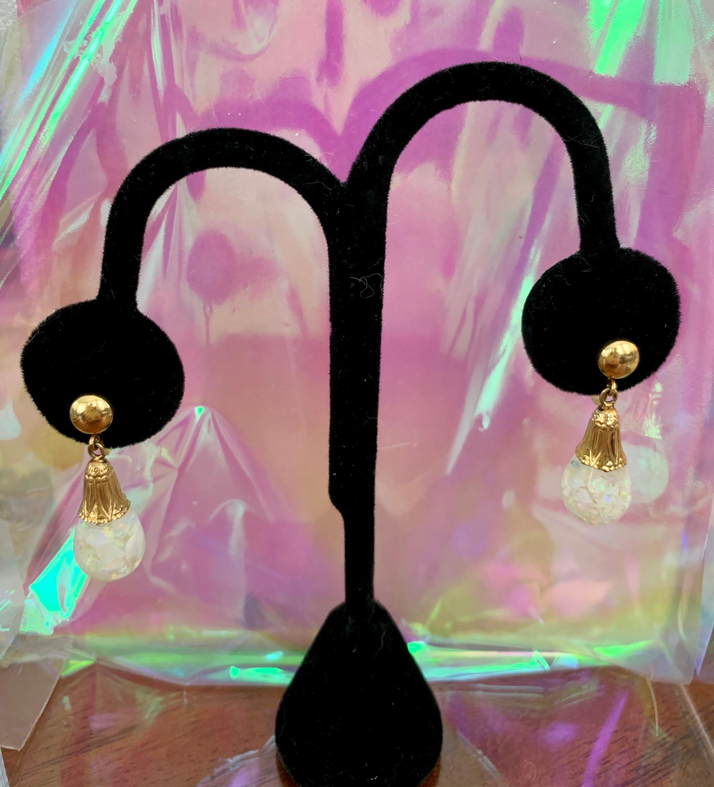 Vintage Floating Crushed Opal Drop 14 Karat Yellow Gold Screw Back Earrings 1