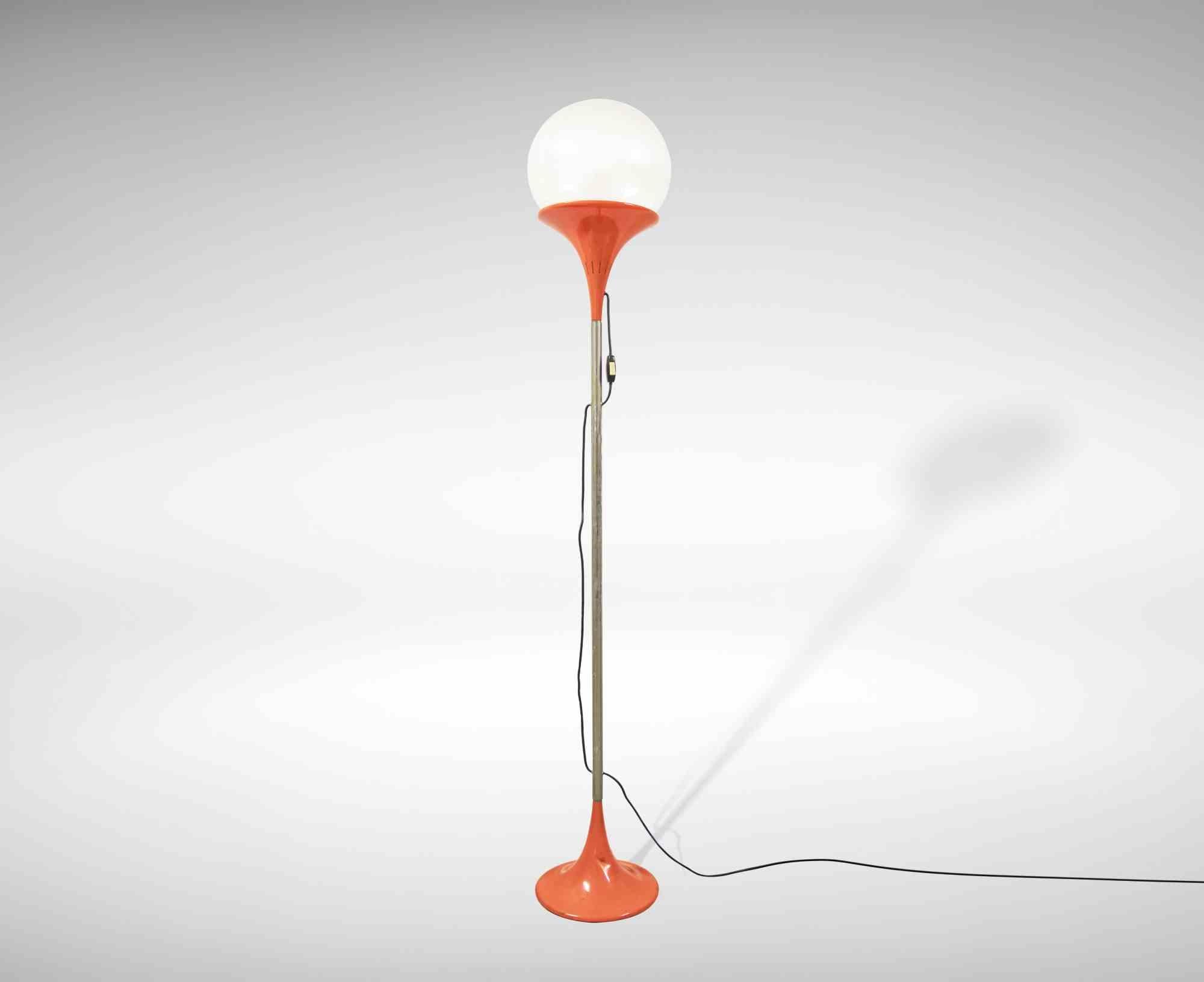 Vintage floor lamp is an original design lamp realized in the half of 1970s by Carlo Nason for Space Age.

A beautiful vintage lamp in Murano glass and metal with orange details.

Good conditions.

Carlo Nason (1935 Murano), is a famous
