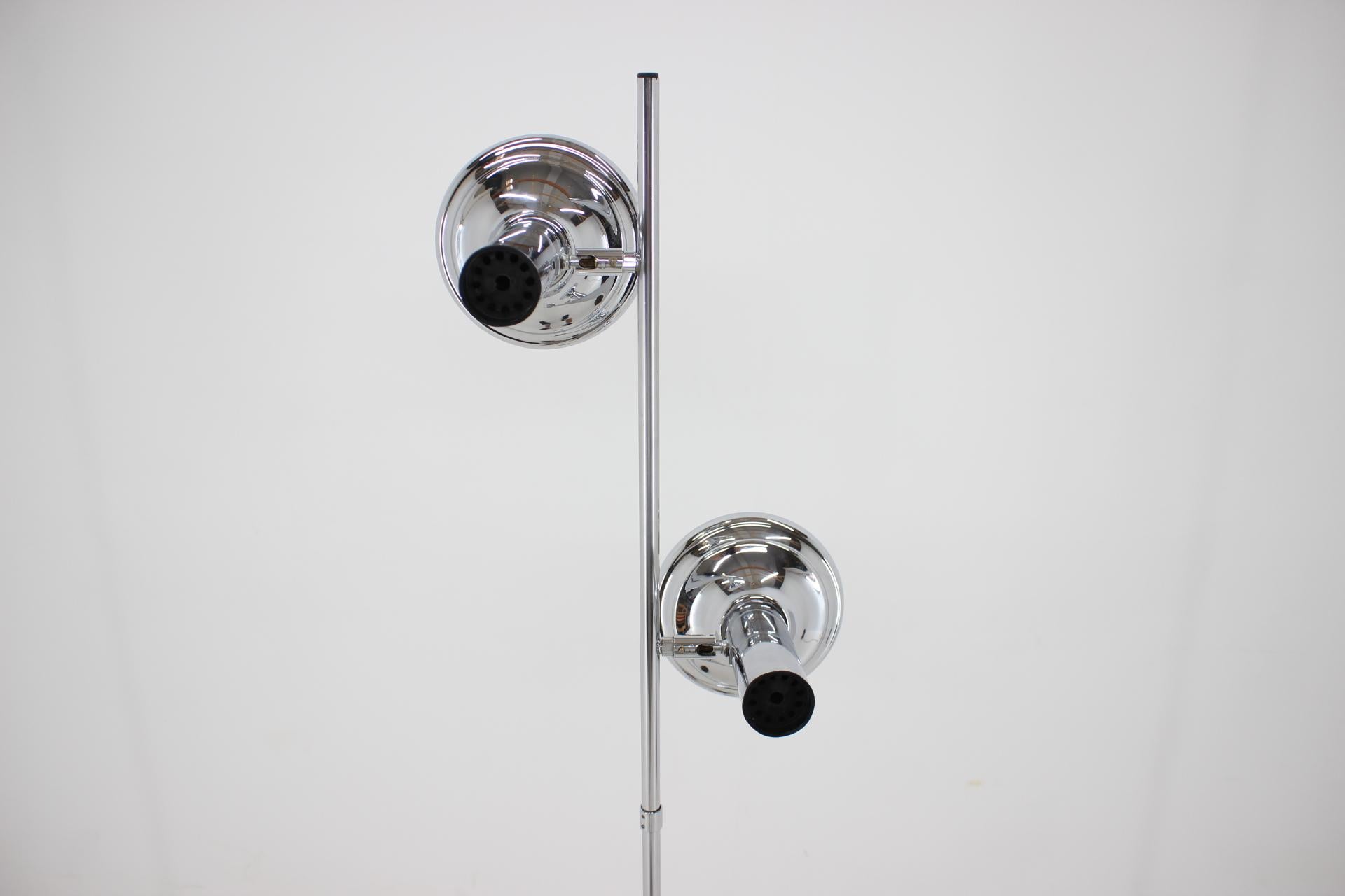 Vintage Floor Lamp by Koch & Lowy for OMI, 1970s For Sale 3