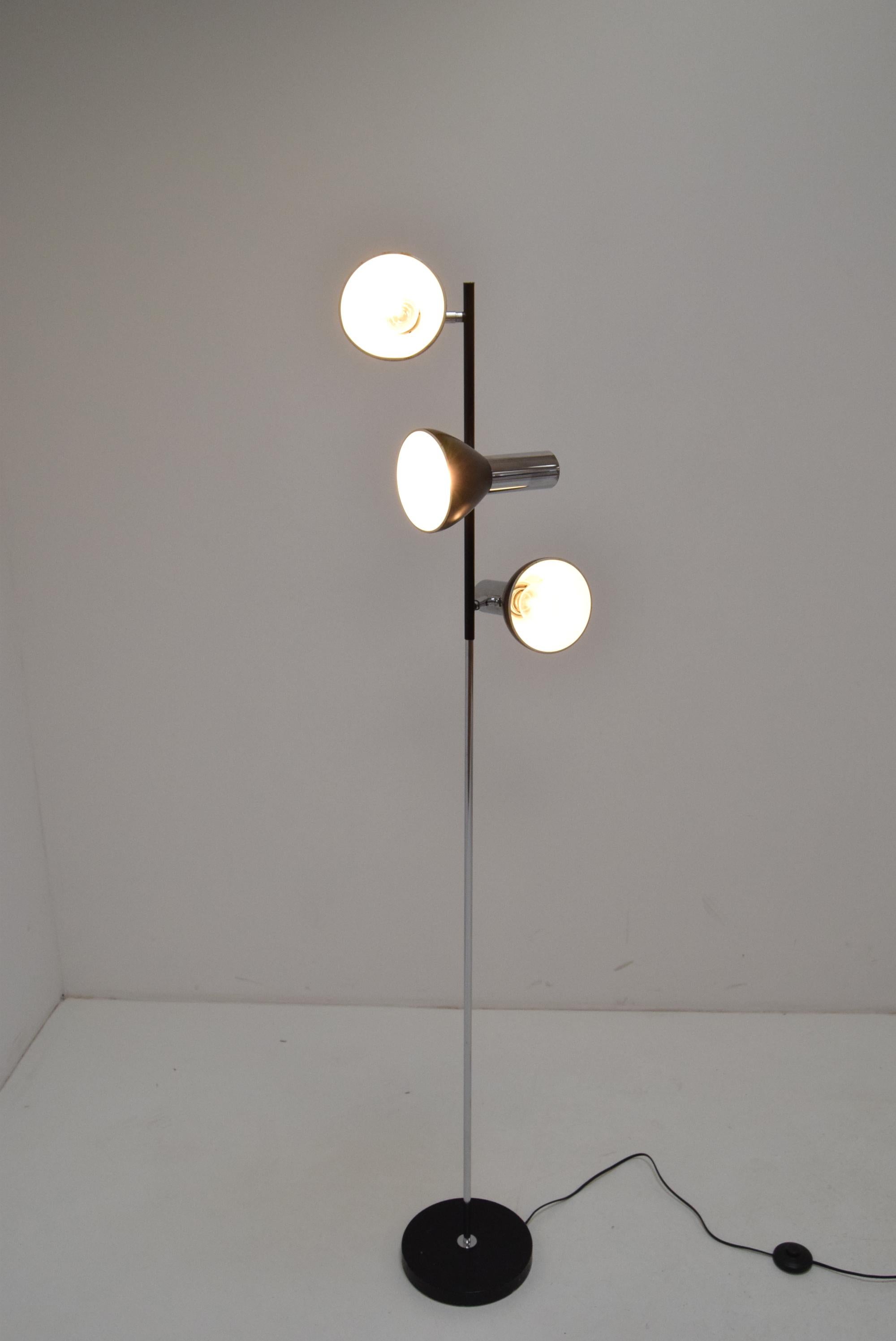 Metal Vintage Floor Lamp by Koch & Lowy for OMI, 1970's For Sale